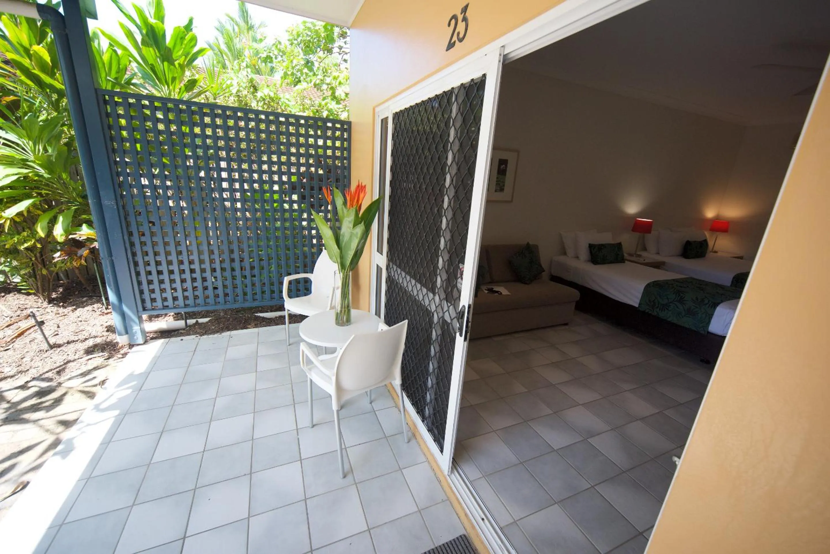 Patio in Lazy Lizard Motor Inn