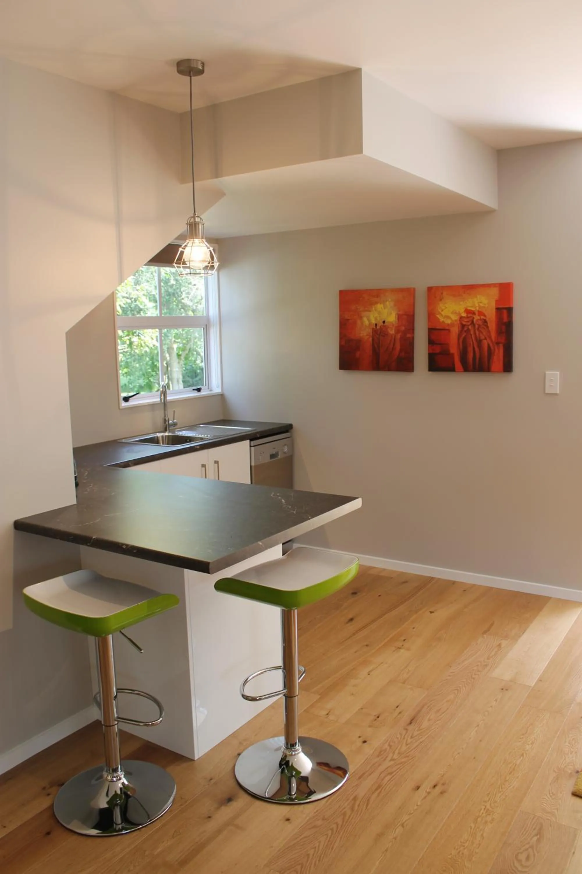 Kitchen or kitchenette in Lupton Lodge