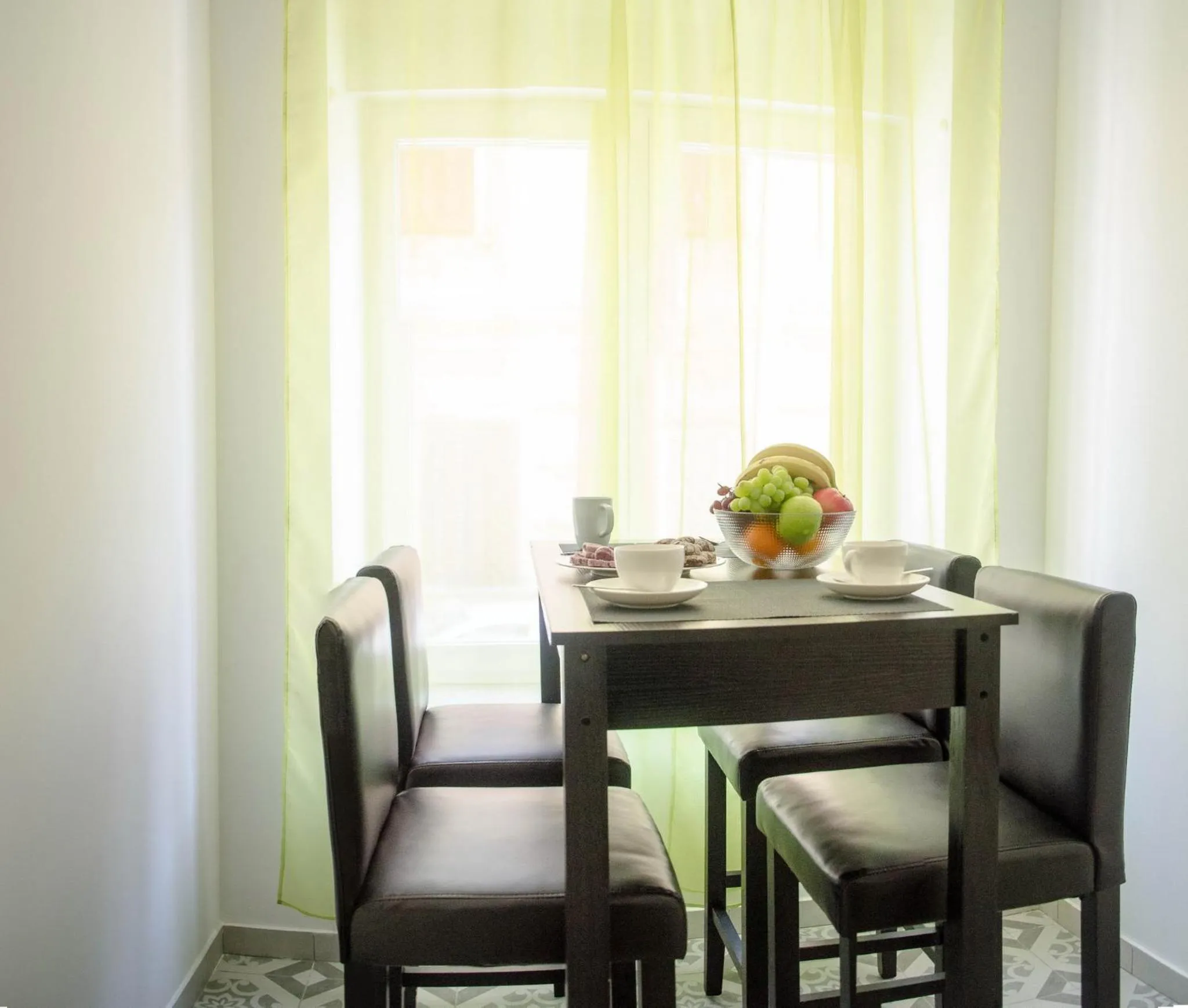 Communal kitchen in San Martino Rooms
