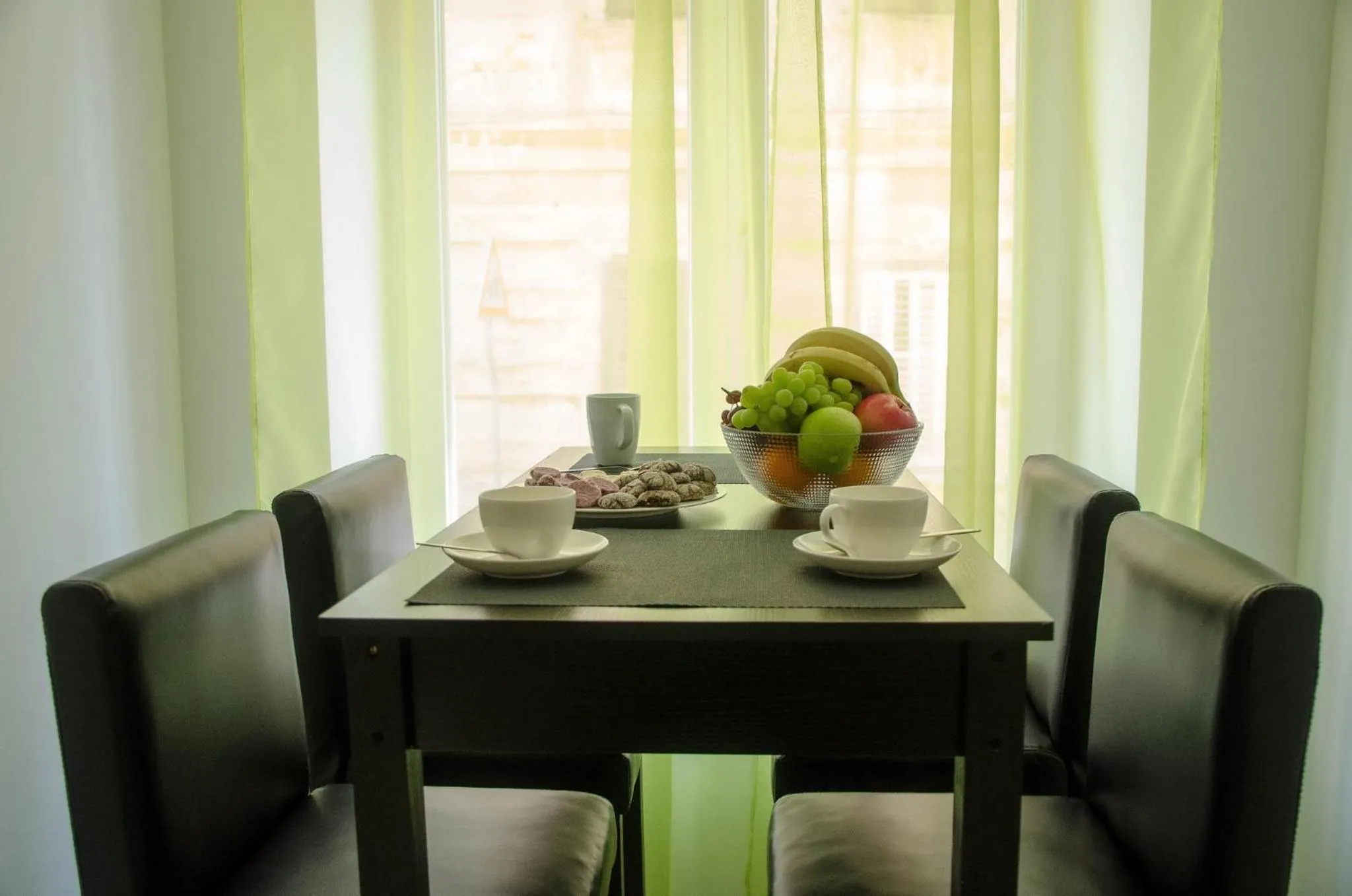Communal kitchen in San Martino Rooms