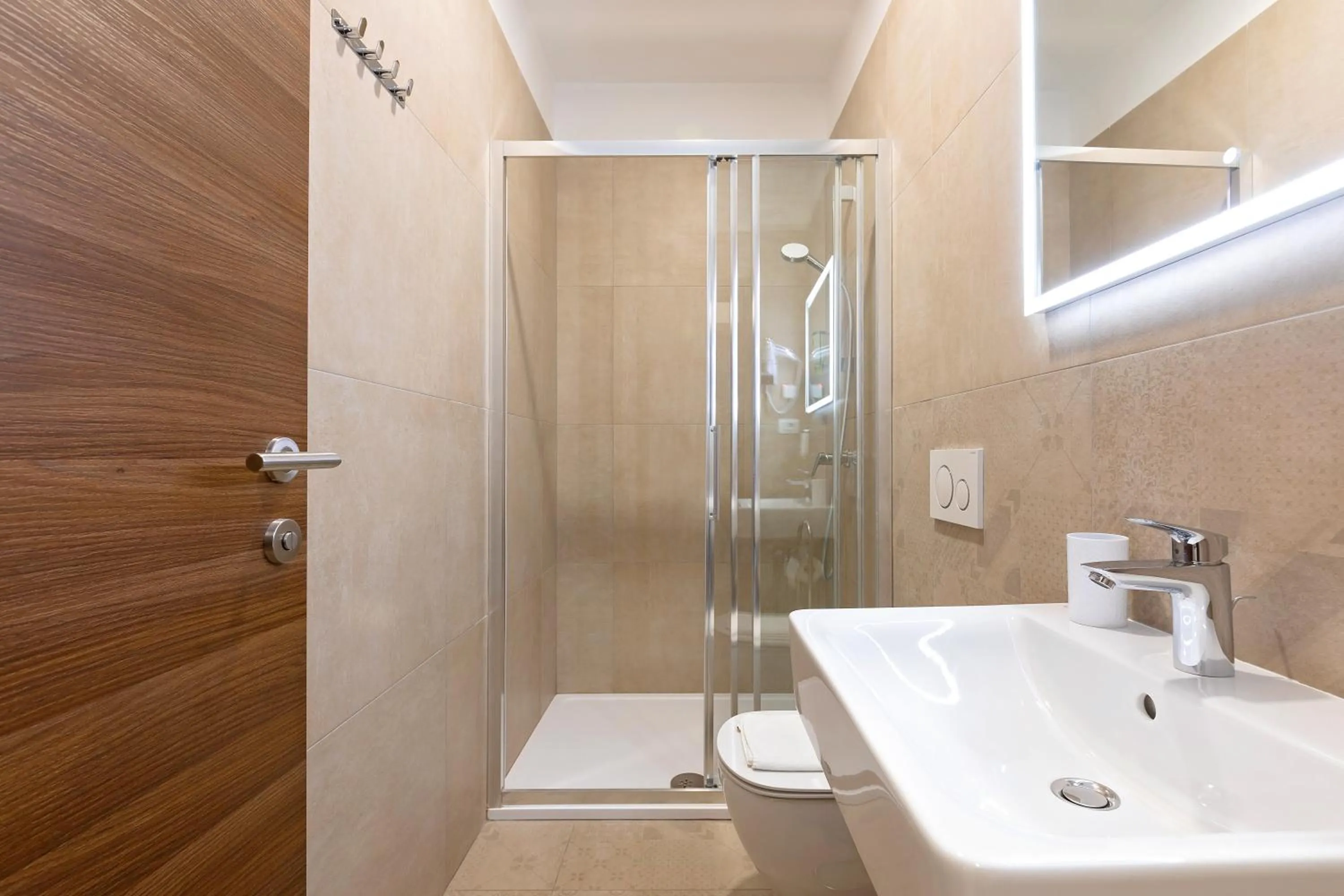 Shower in San Martino Rooms