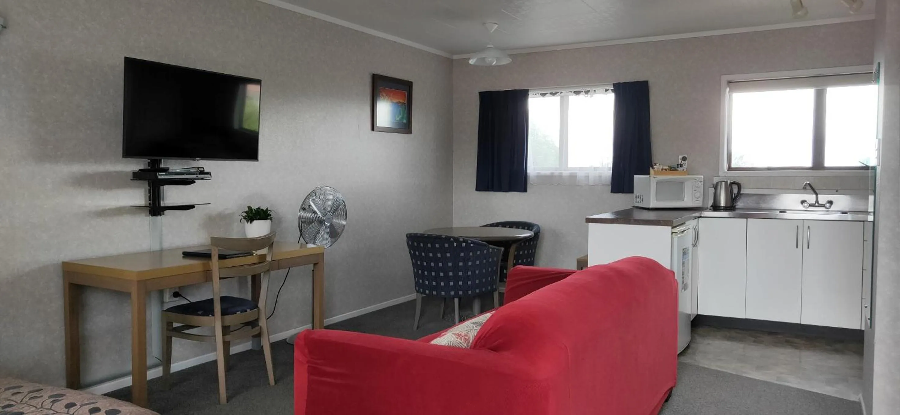 Living room in Cypress Court Motel