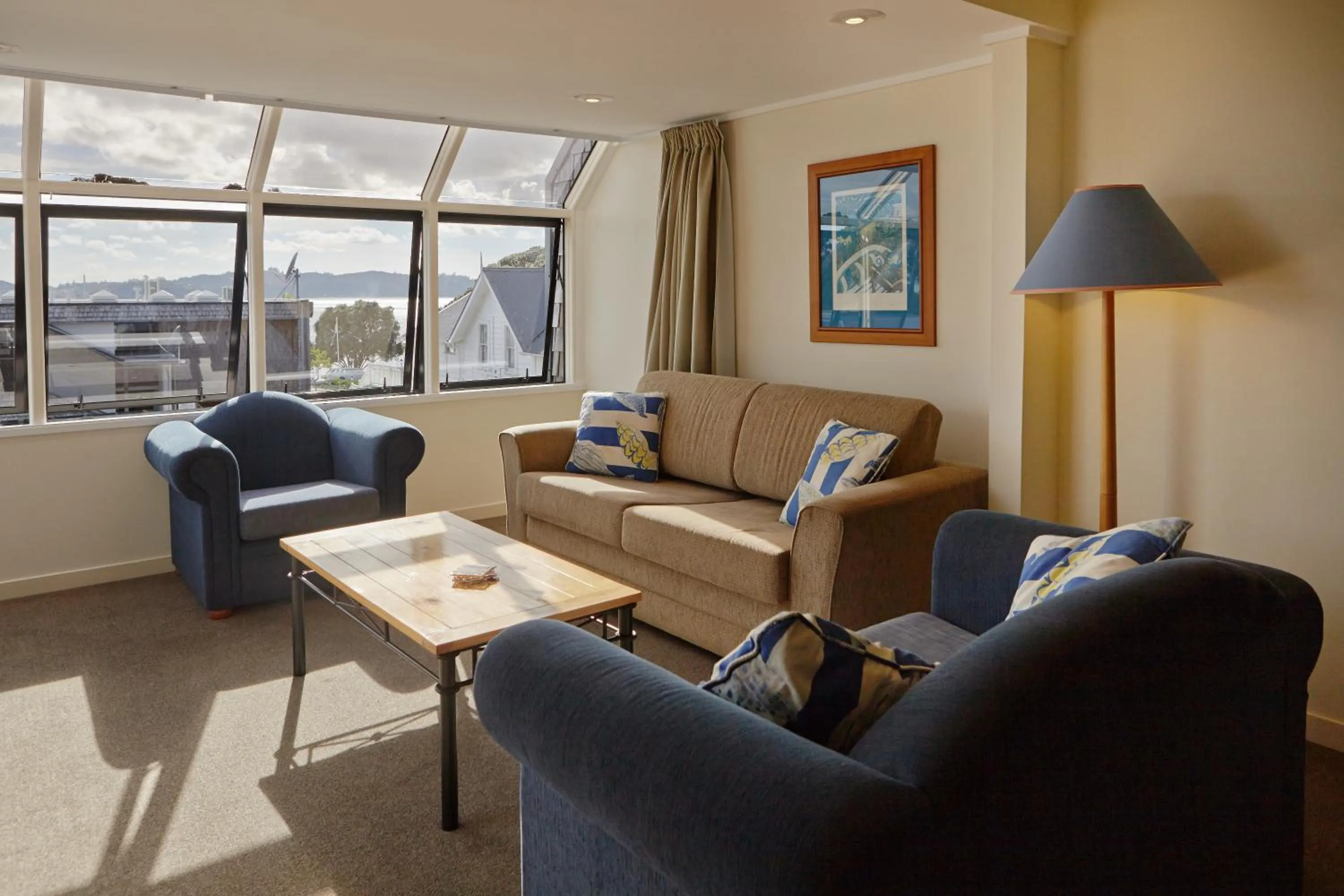 Living room in Pioneer Waterfront Apartments