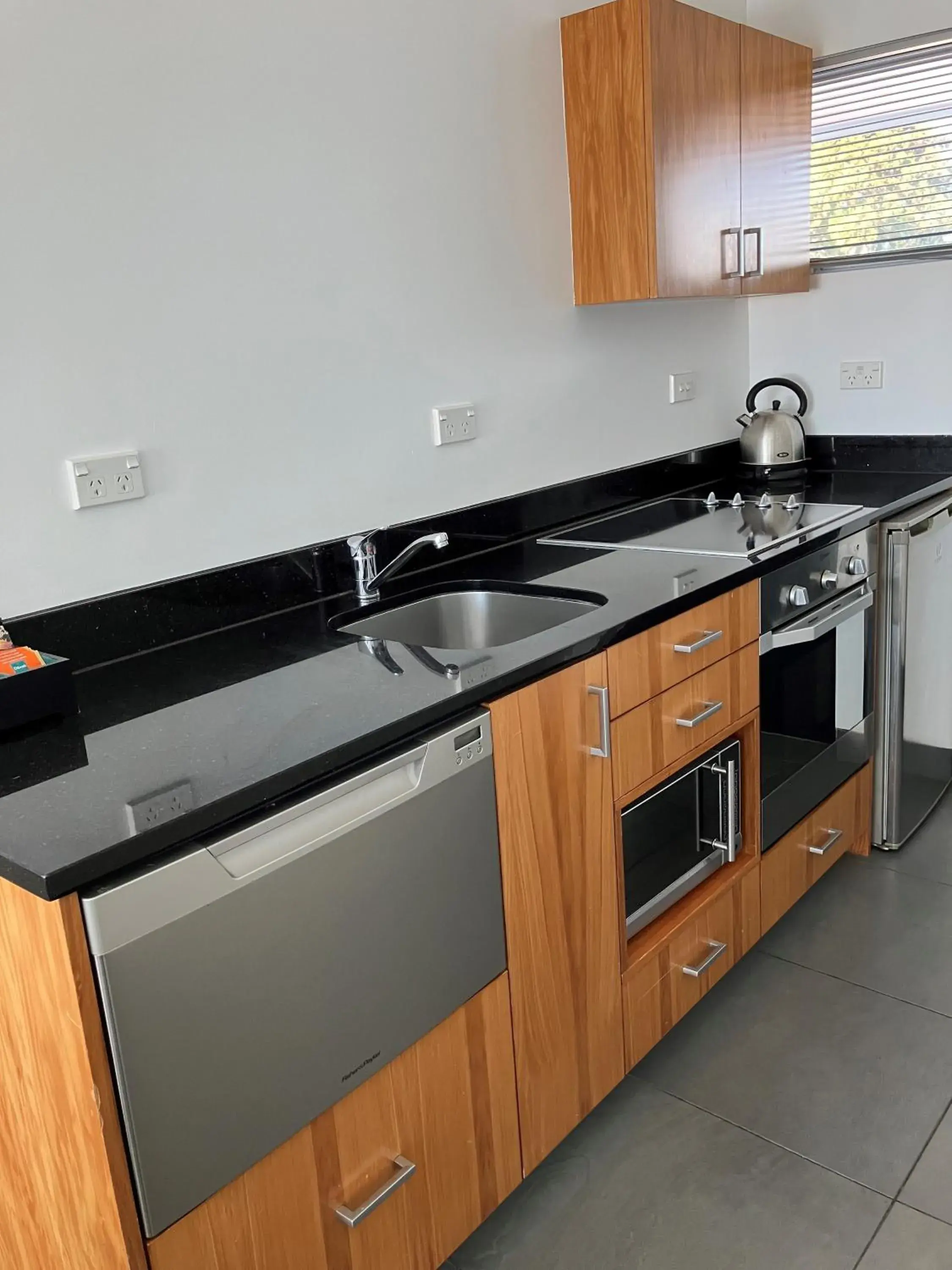 Two-Bedroom Family Apartment in Auto Lodge Two-Bedroom Family Apartment in Auto Lodge