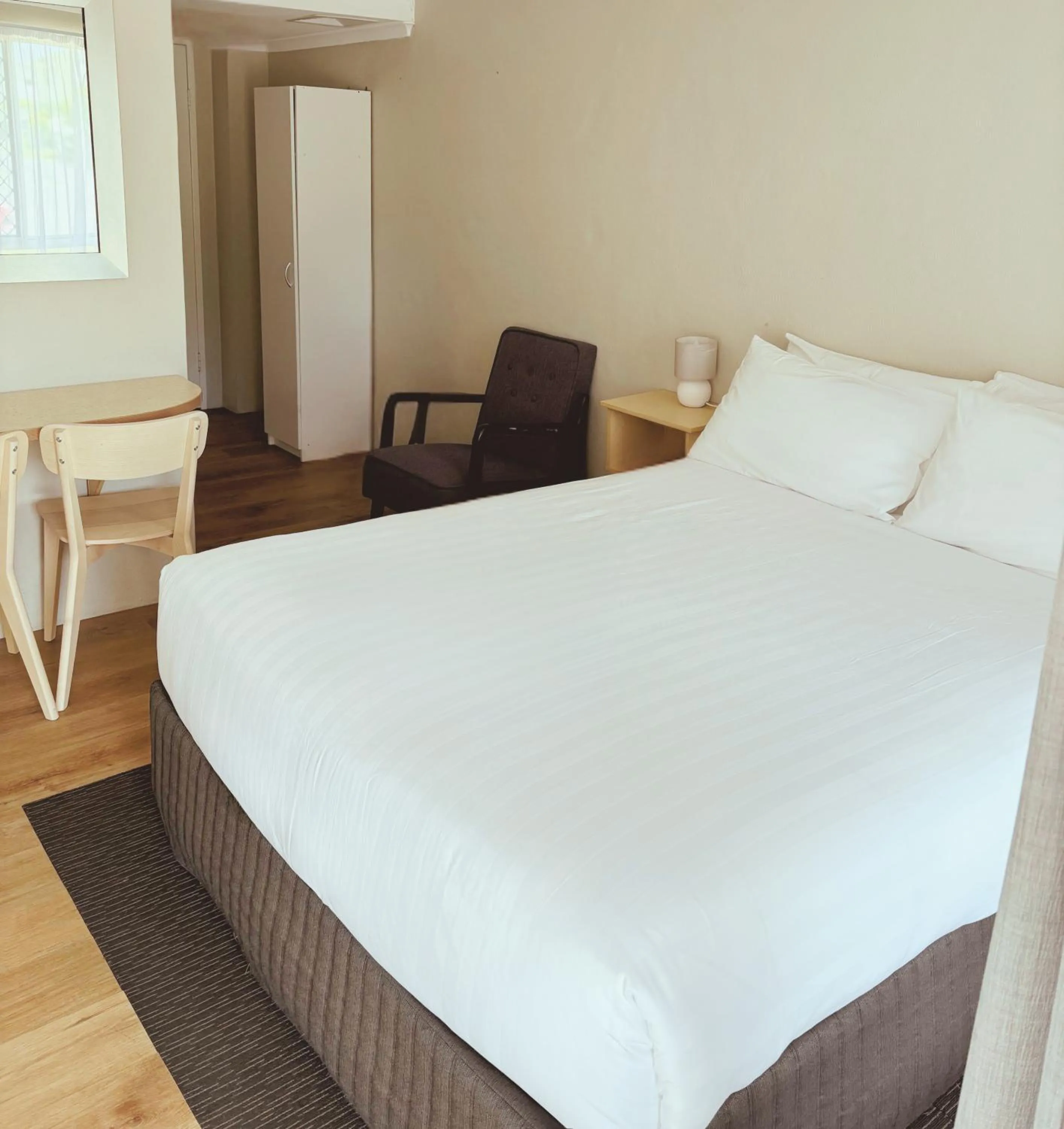 Bedroom, Bed in Yamba Sun