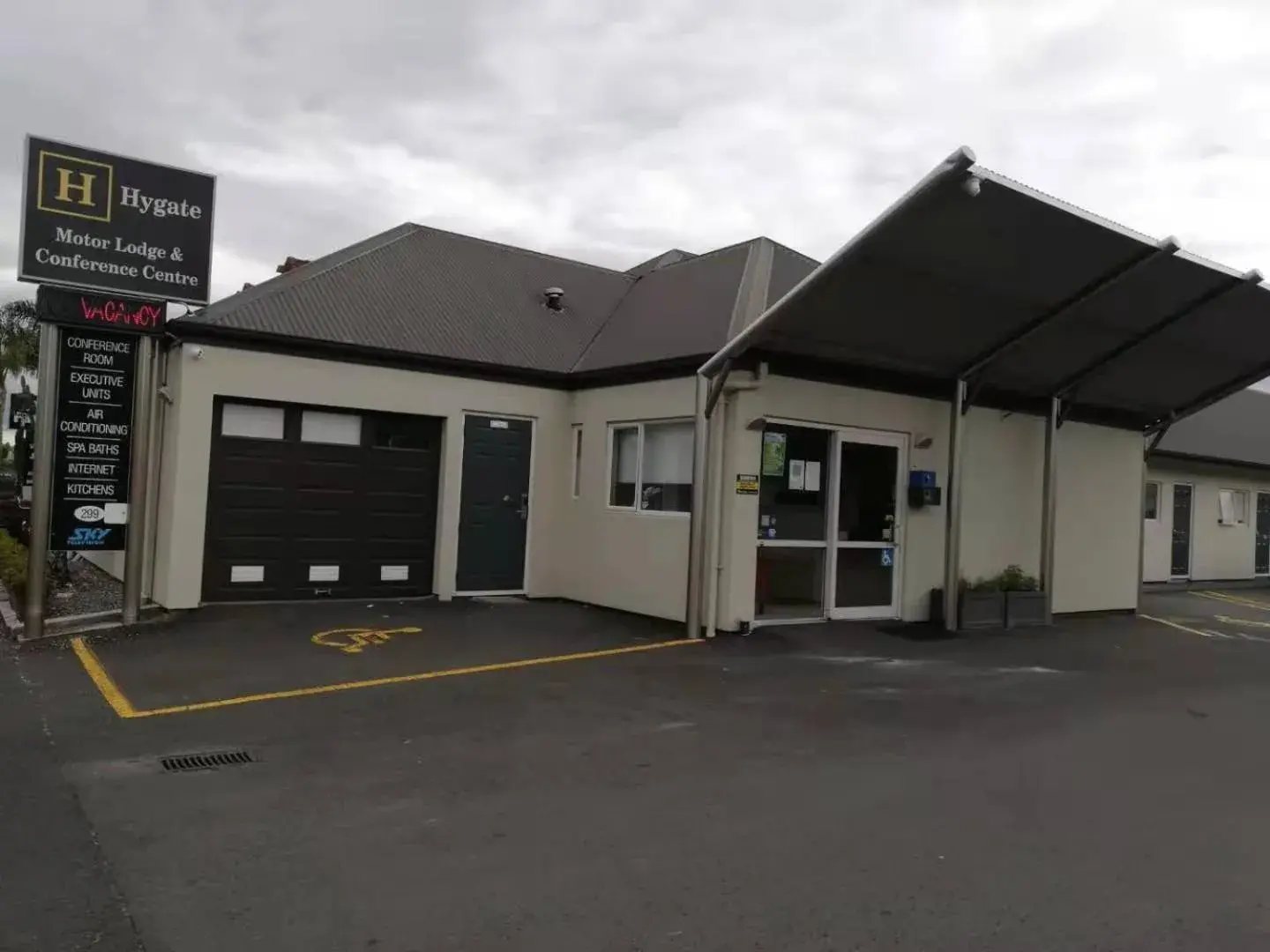 Property building in Hygate Motor Lodge Property building in Hygate Motor Lodge