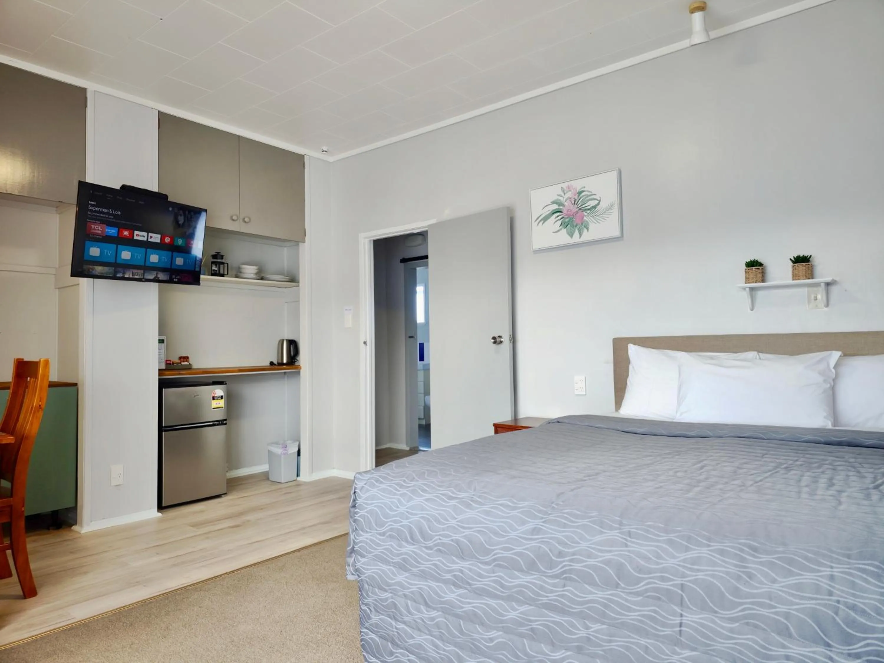 Bed in Continental Motel