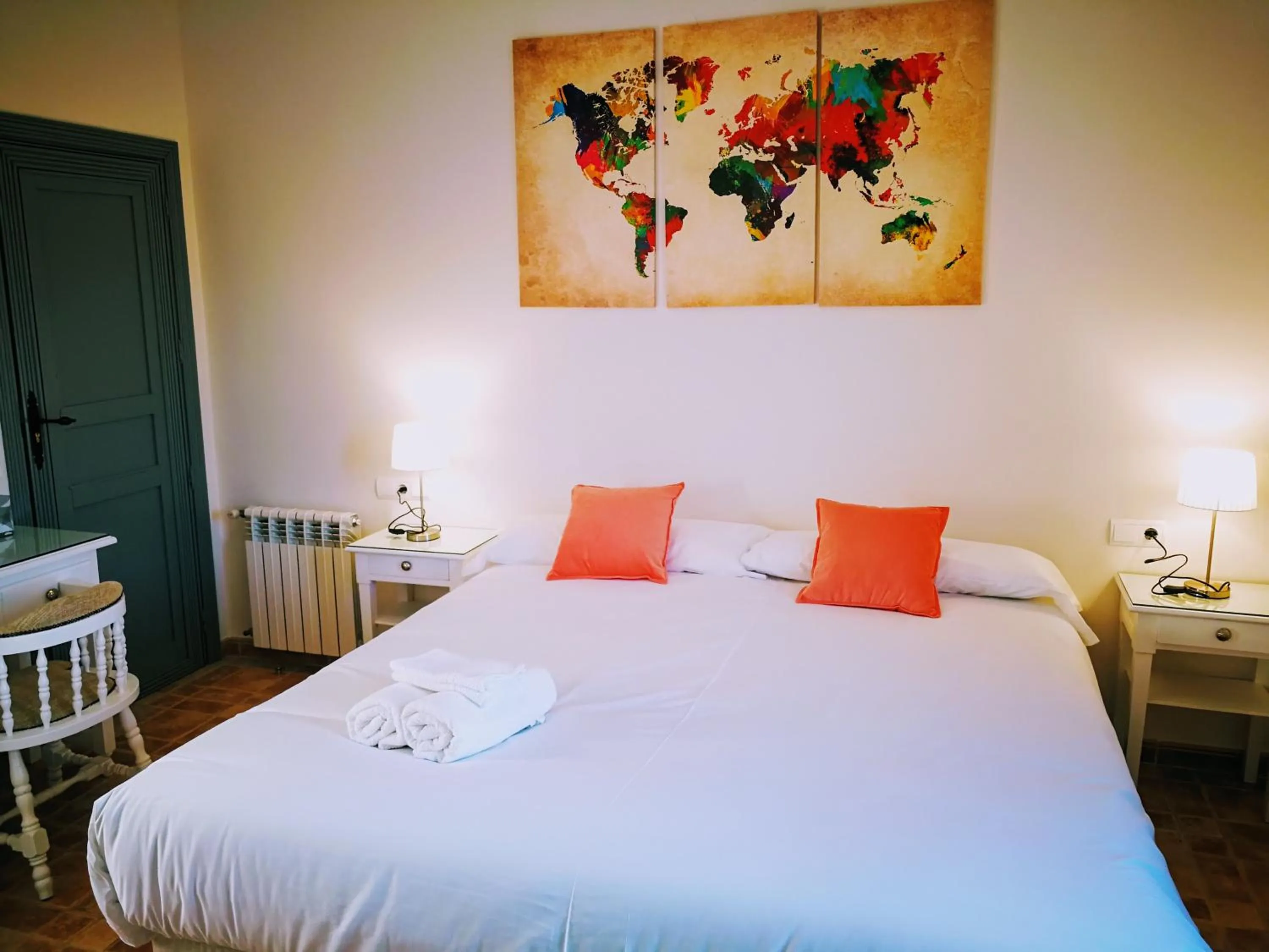 Bed in Hotel Ronda Moments