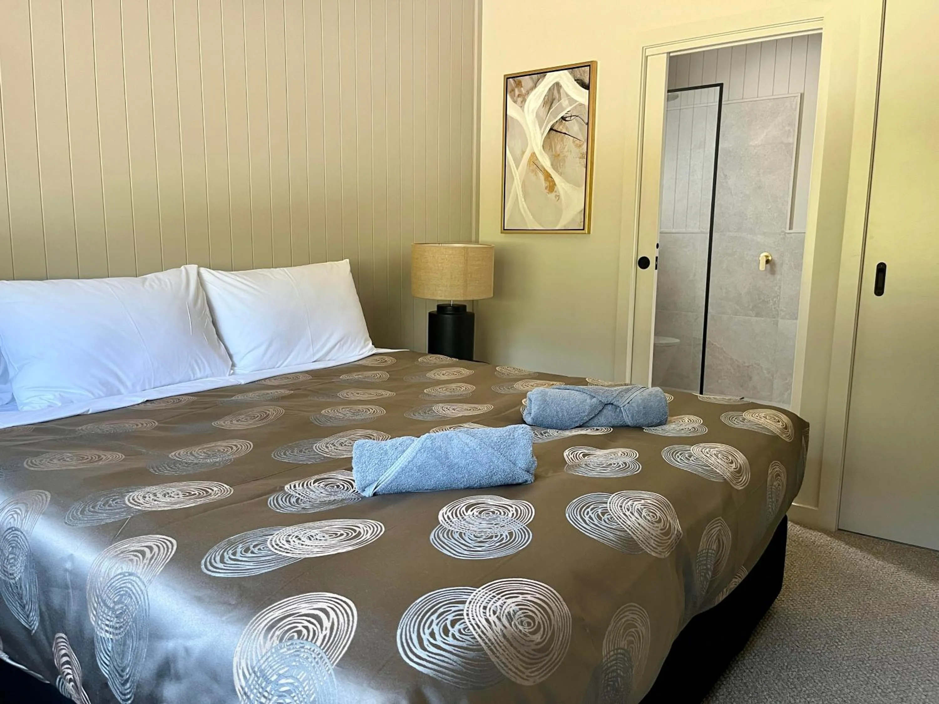 Bed in Kangaroo Valley Golf and Country Retreat