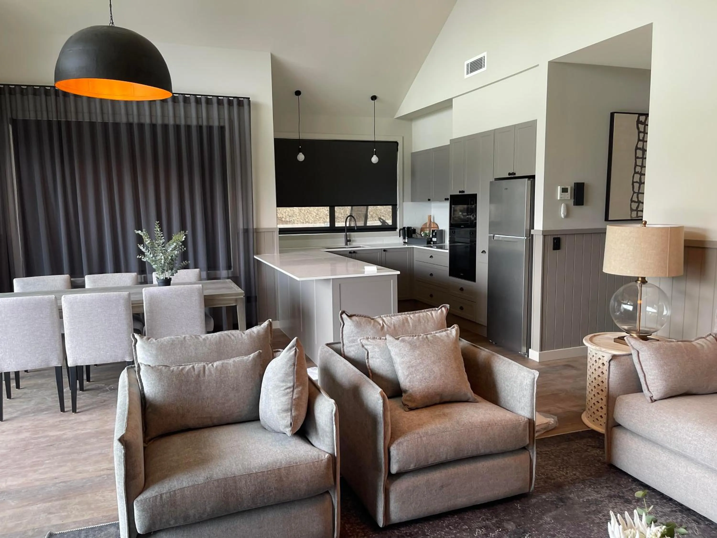 Living room in Kangaroo Valley Golf and Country Retreat