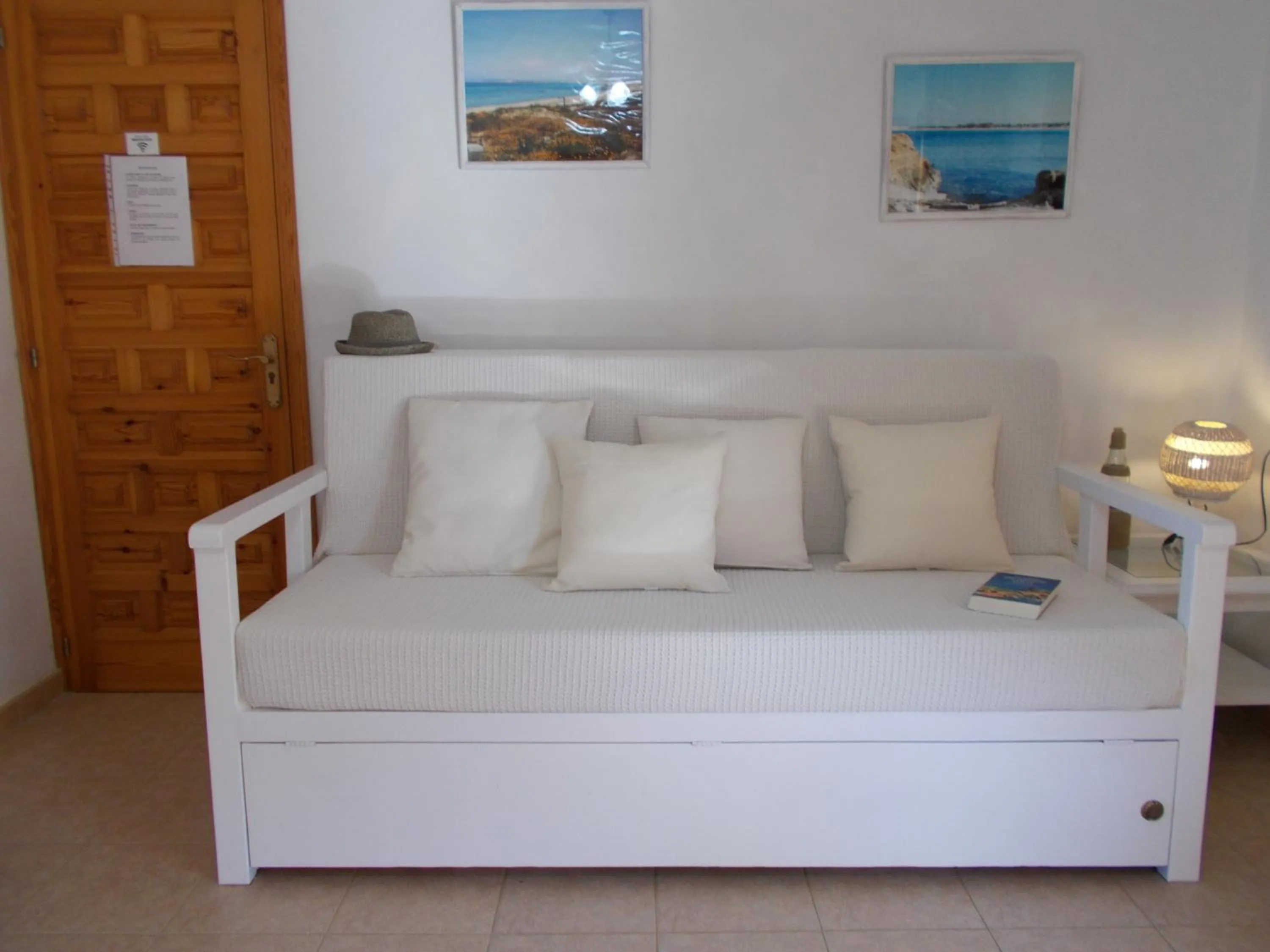 Living room, Bed in Casa Marcos