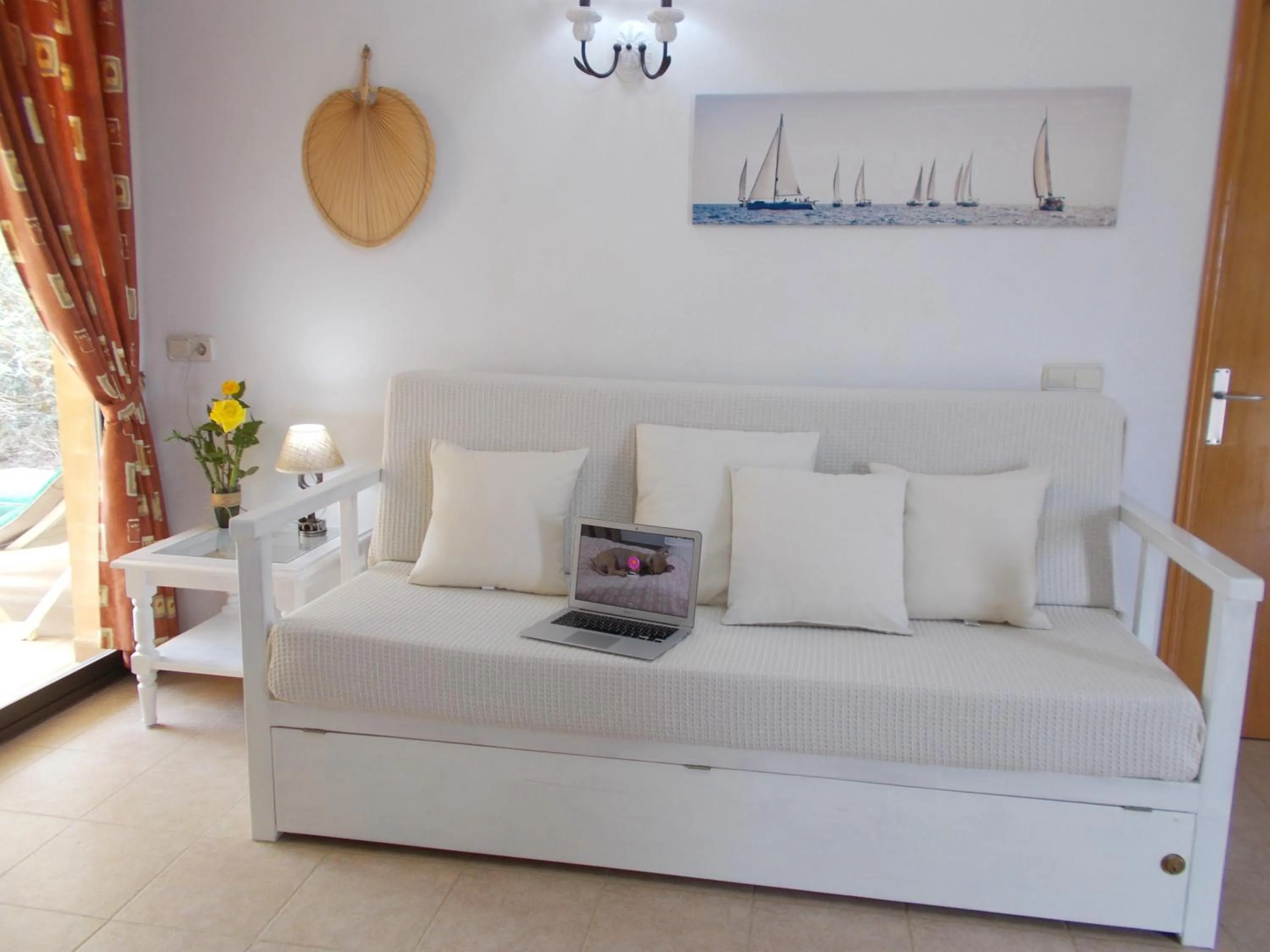 Seating area, Bed in Casa Marcos