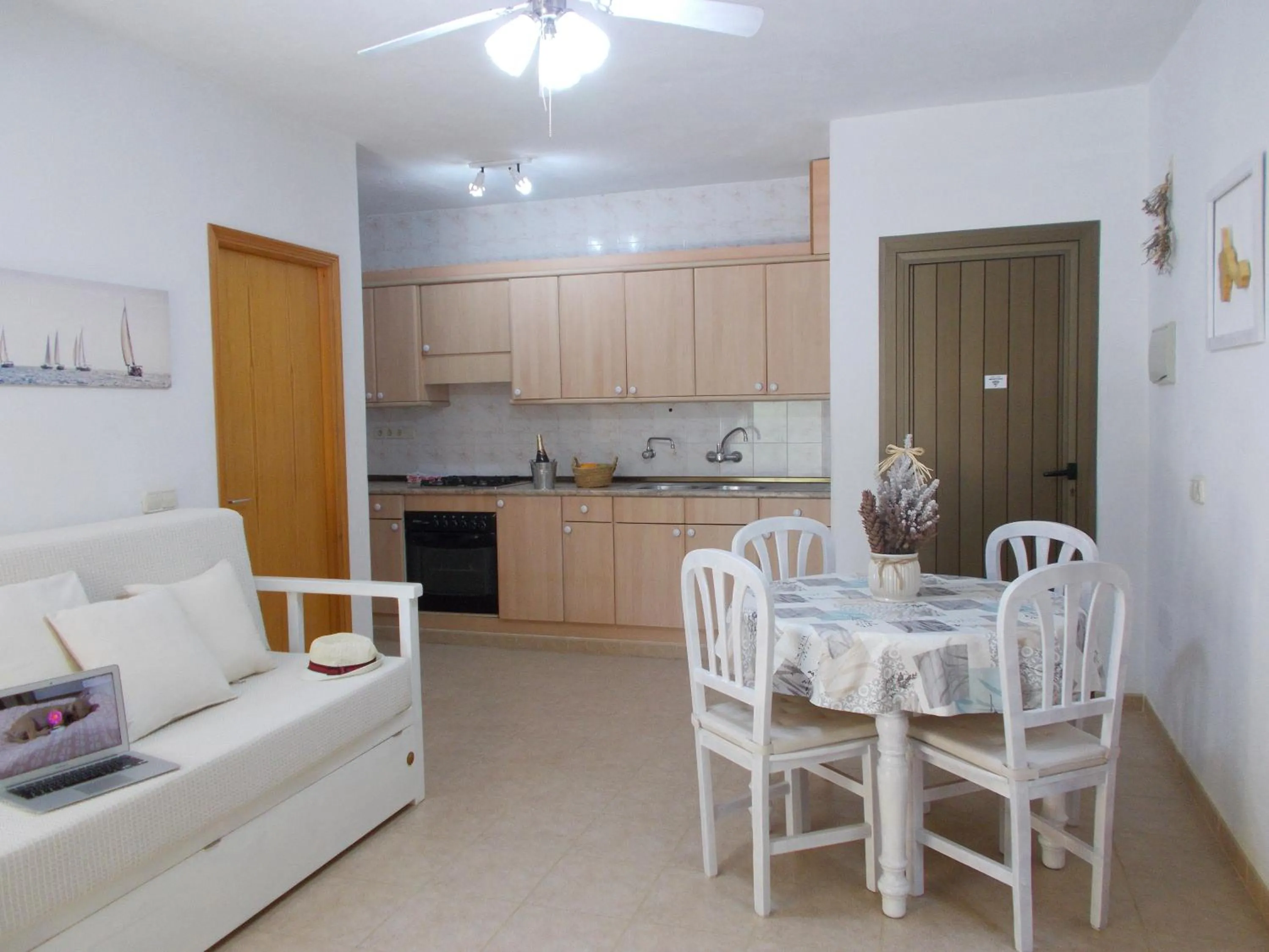 Dining area in Casa Marcos