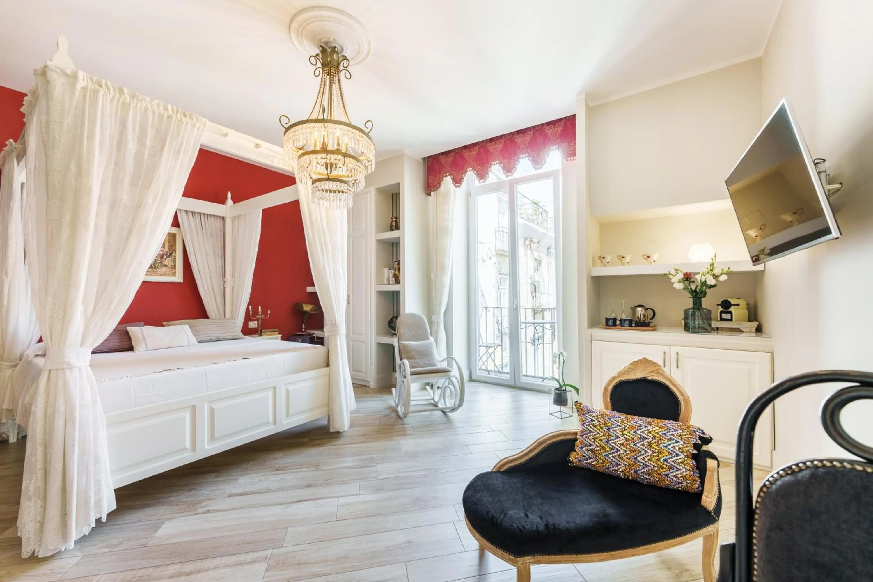 Bed in It's Room Naples