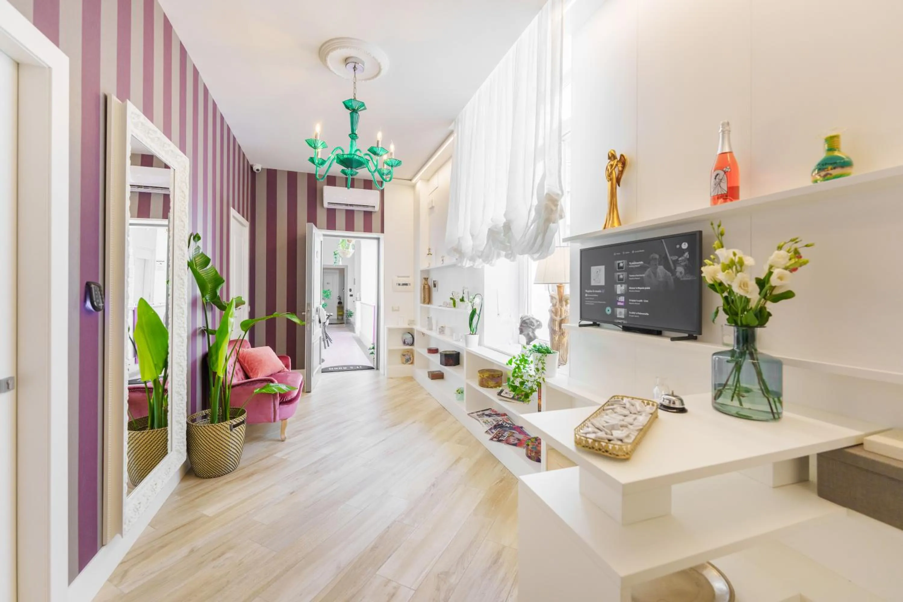 Lobby or reception in It's Room Naples