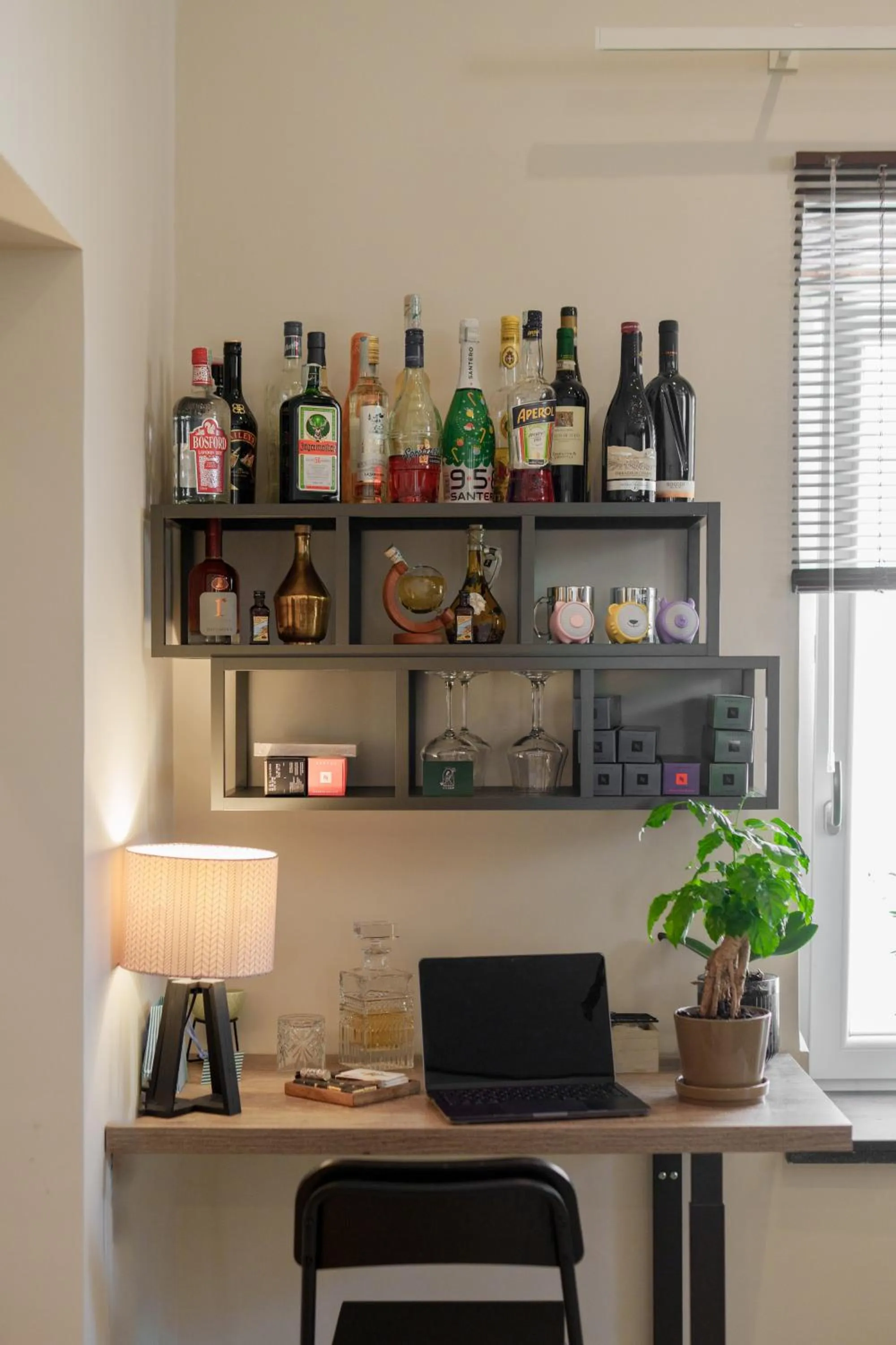 Food and drinks in It's Room Naples