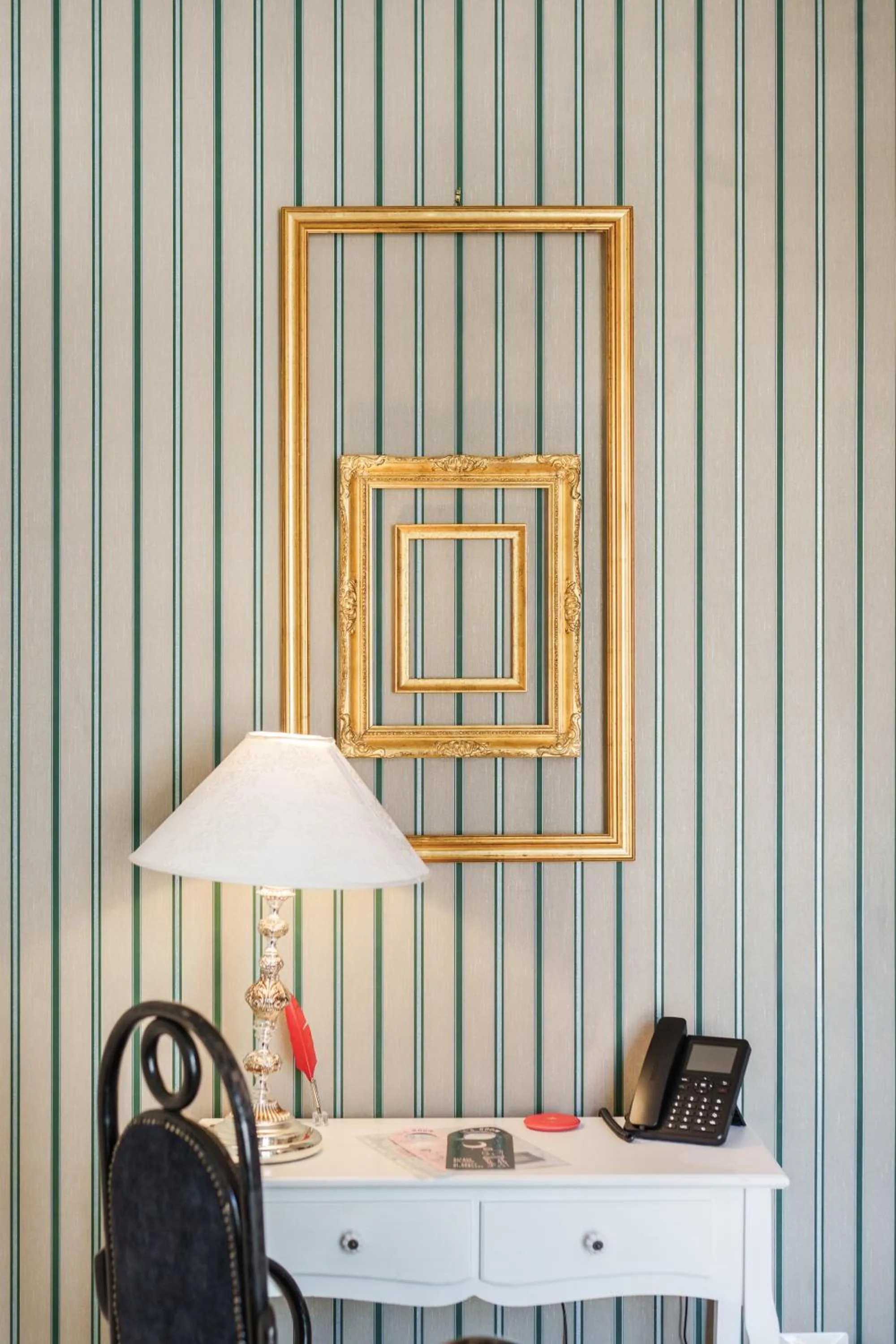 Decorative detail in It's Room Naples