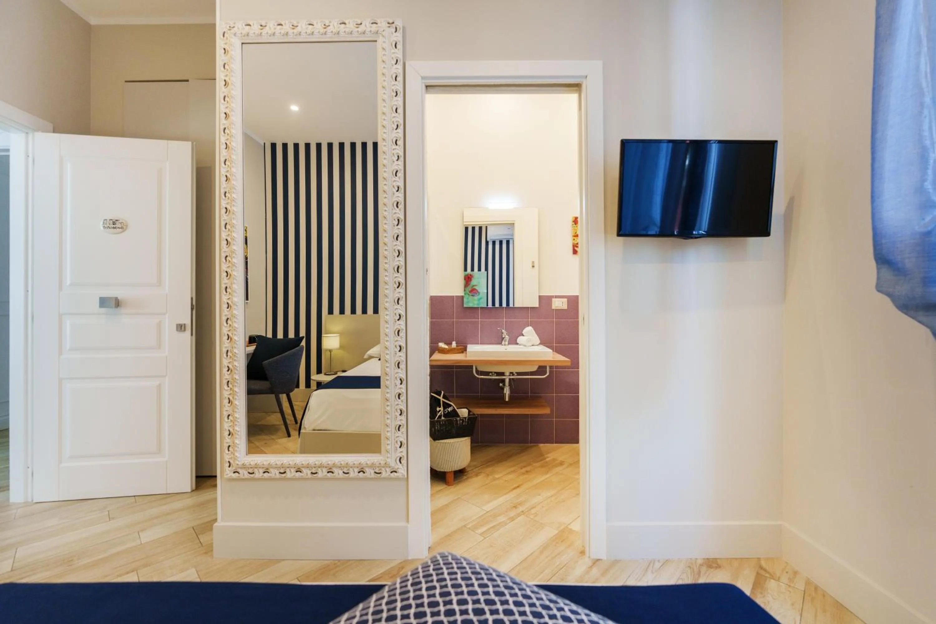 Bed in It's Room Naples