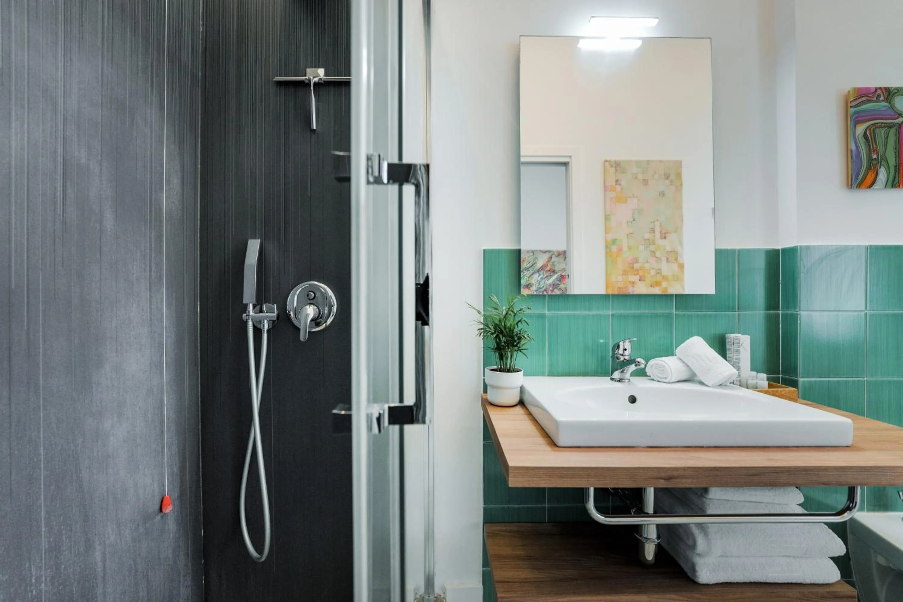 Shower, Bed in It's Room Naples