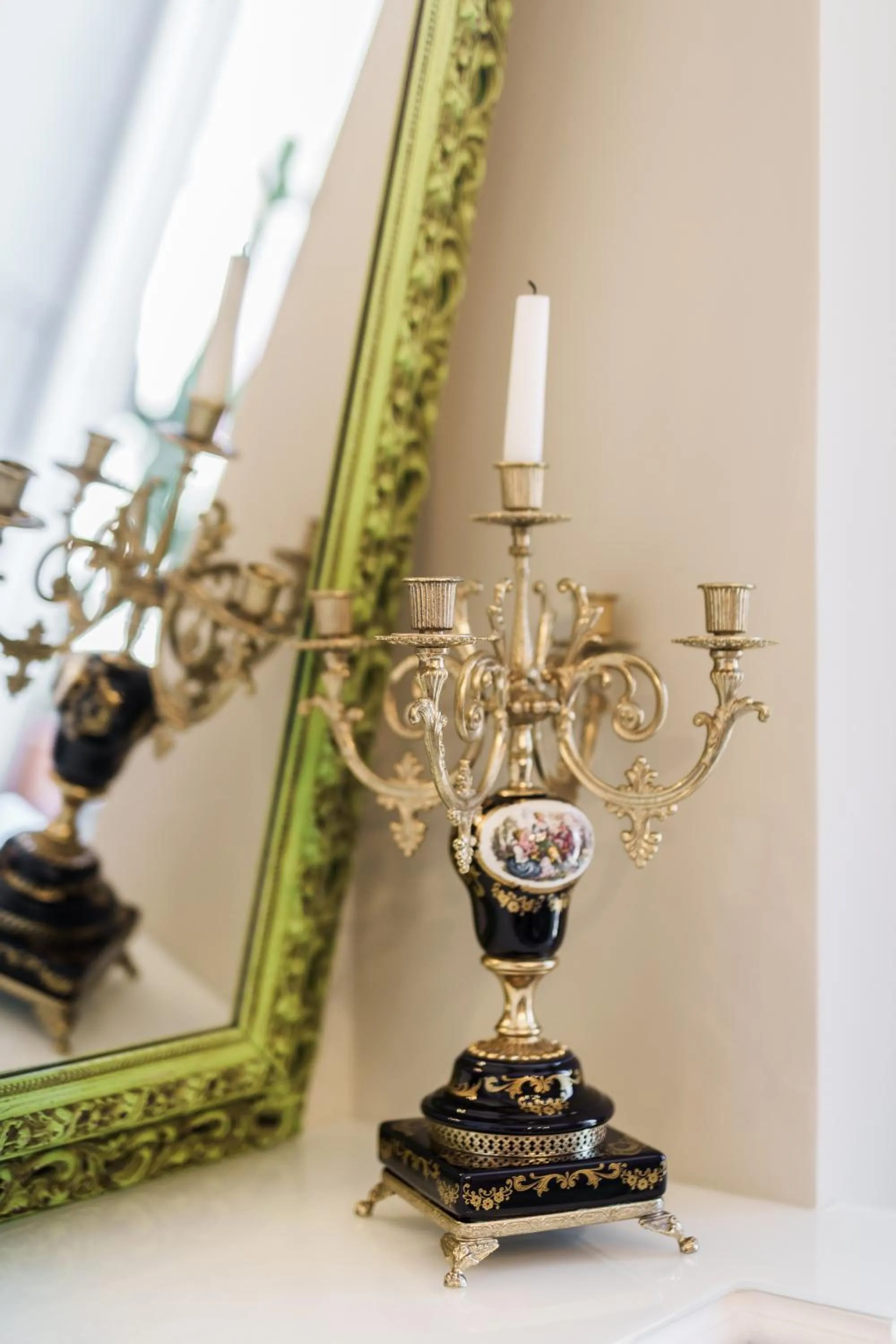 Decorative detail in It's Room Naples