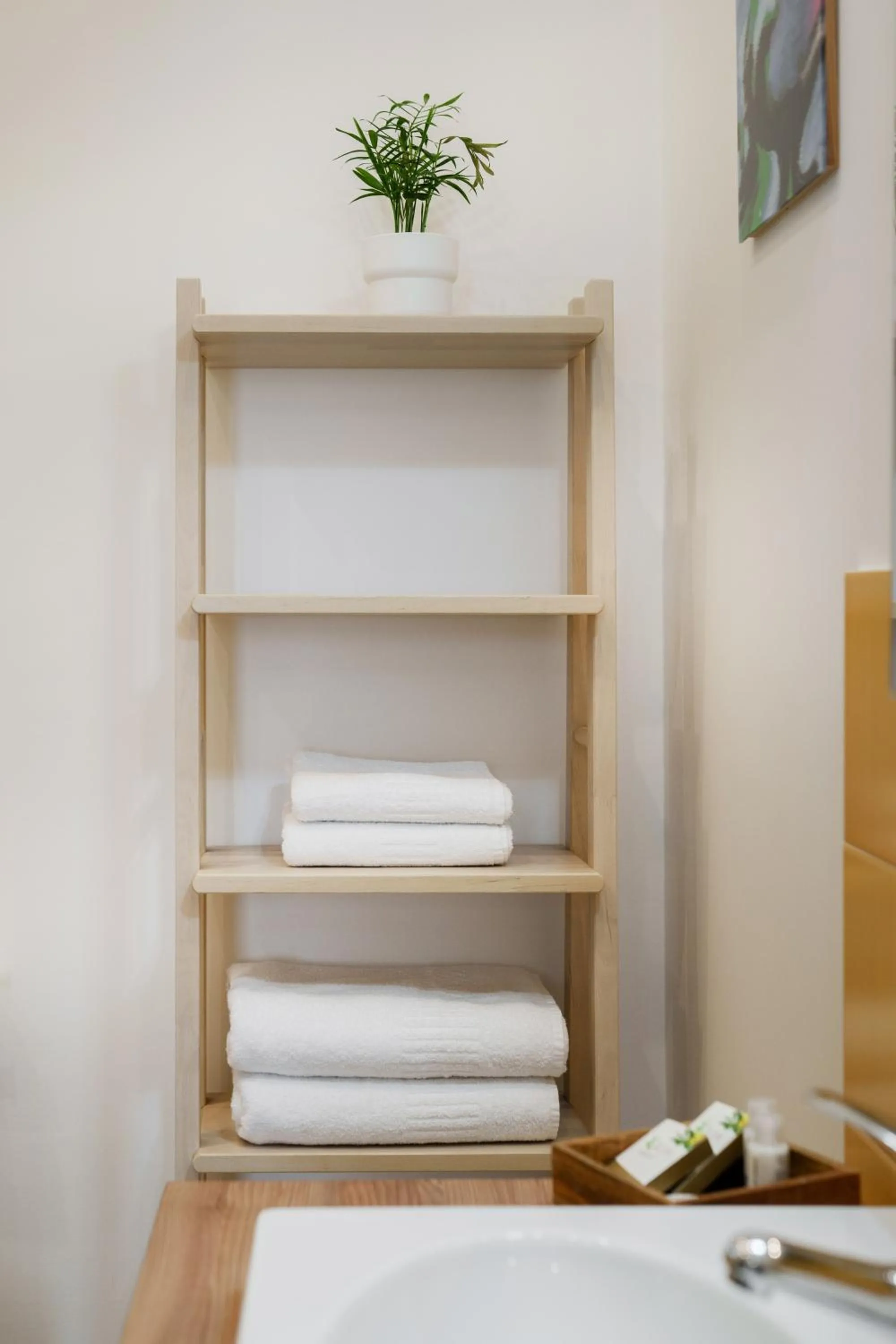 Photo of the whole room in It's Room Naples