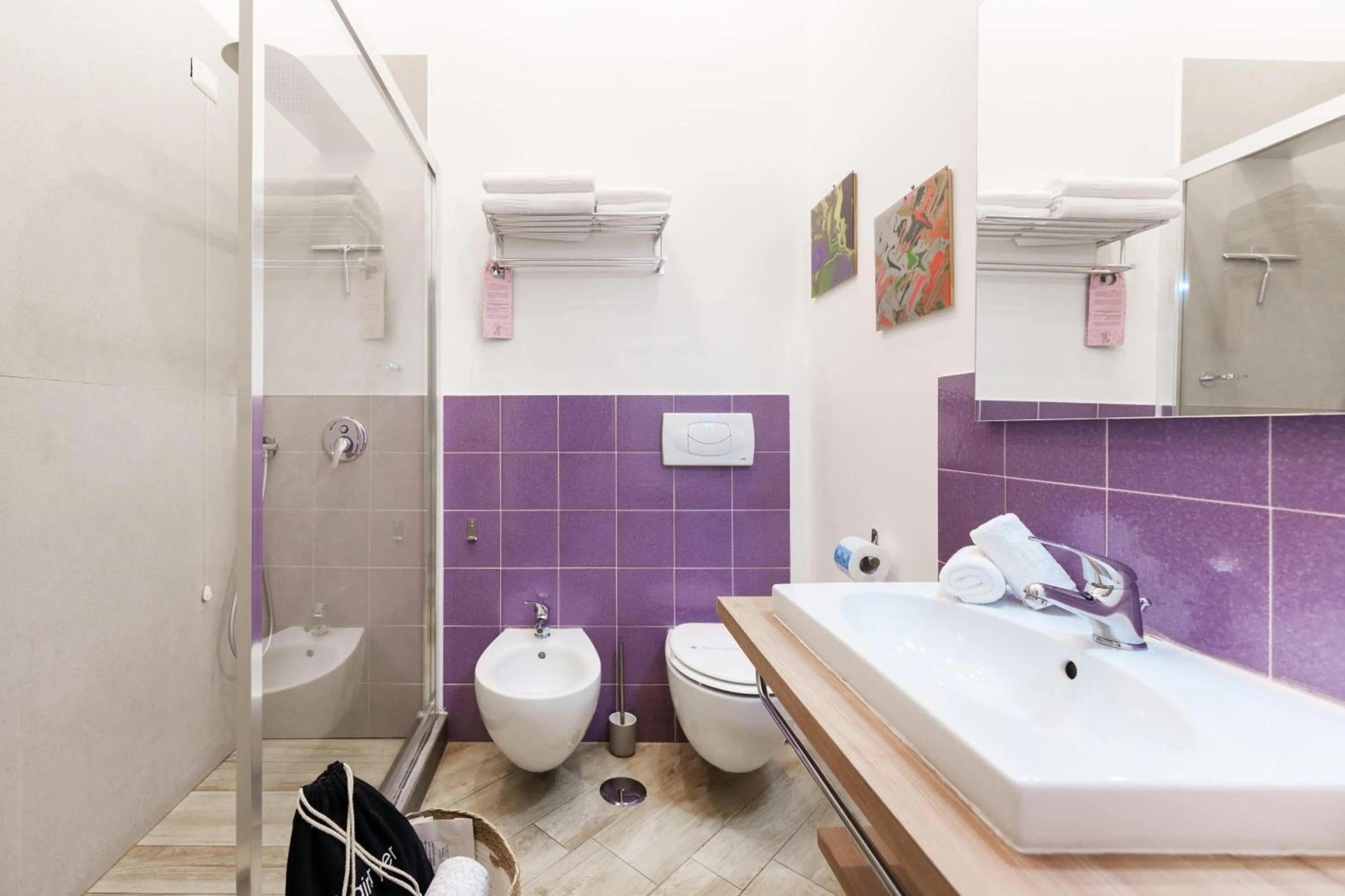 towels in It's Room Naples