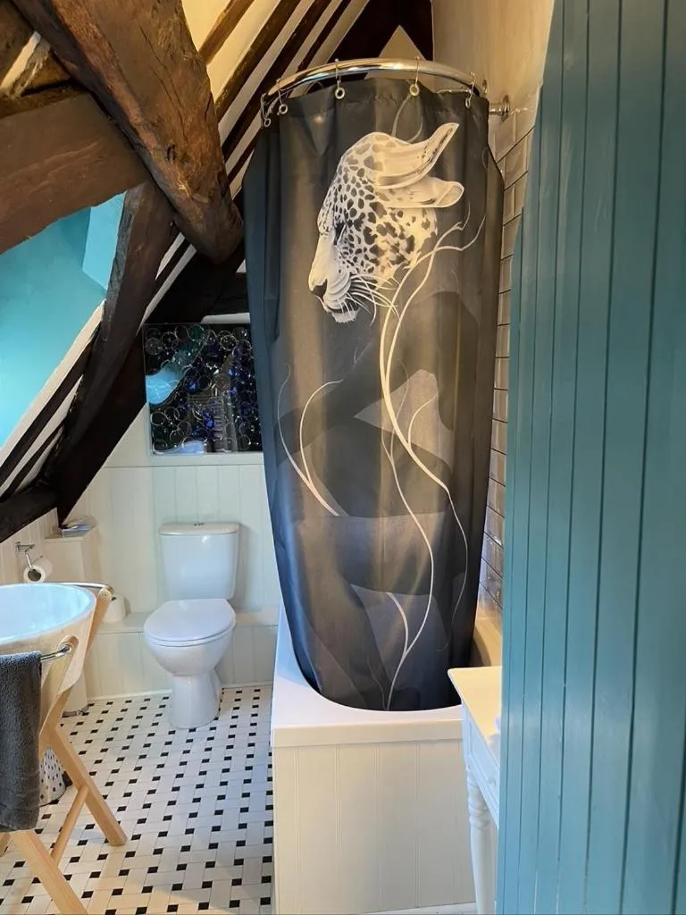 Bathroom in the kingsbury 7even 8ight