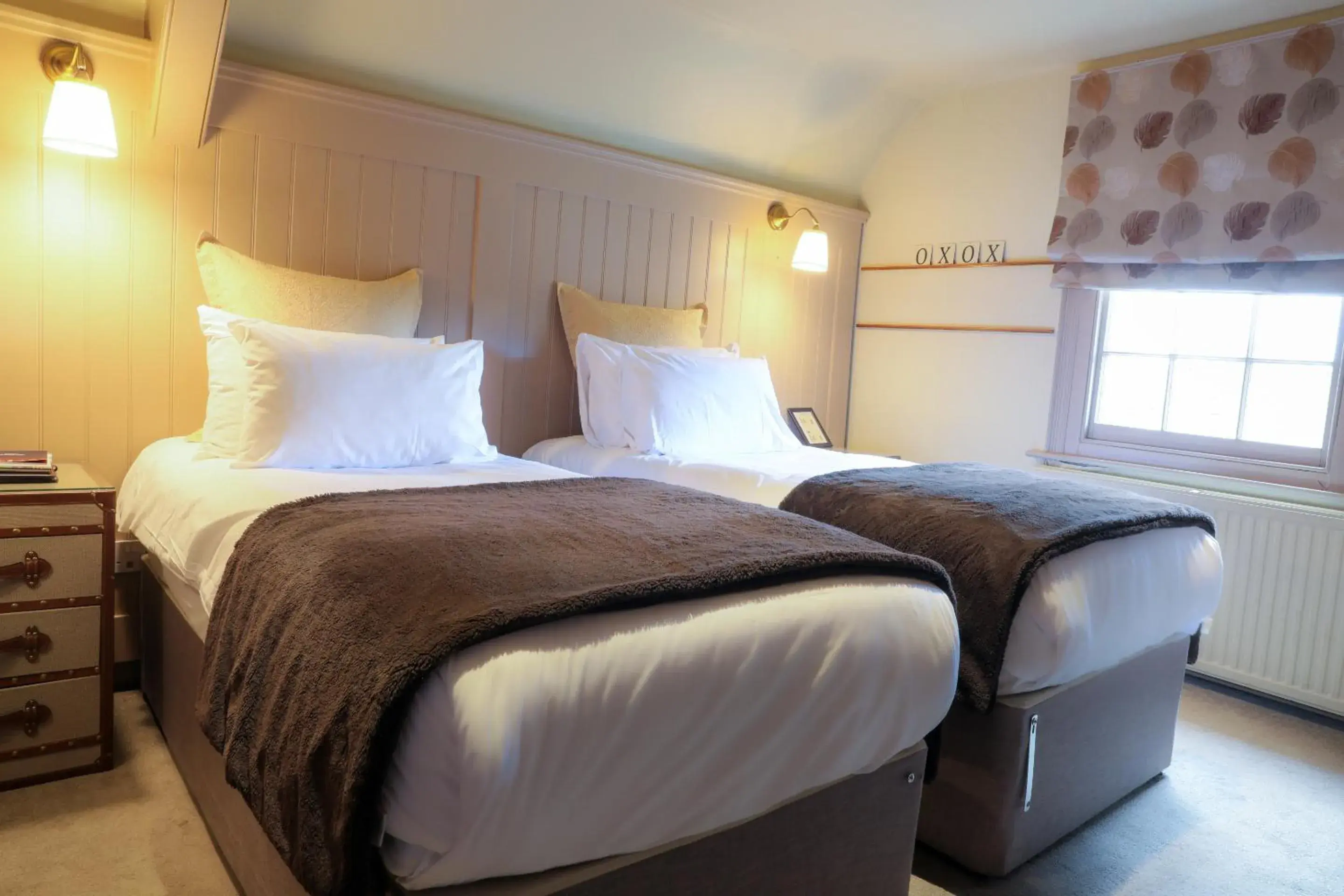 Standard Twin Room with Private External Bathroom in the kingsbury 7even / 8ight Standard Twin Room with Private External Bathroom in the kingsbury 7even / 8ight