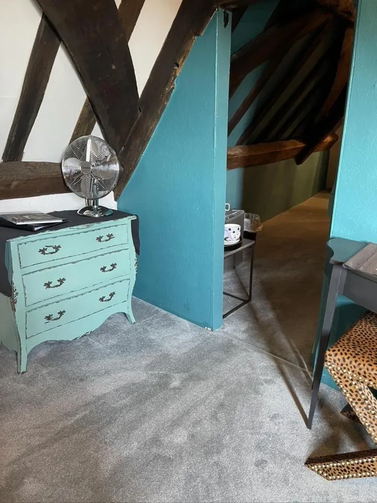 Bedroom, Bed in the kingsbury 7even 8ight