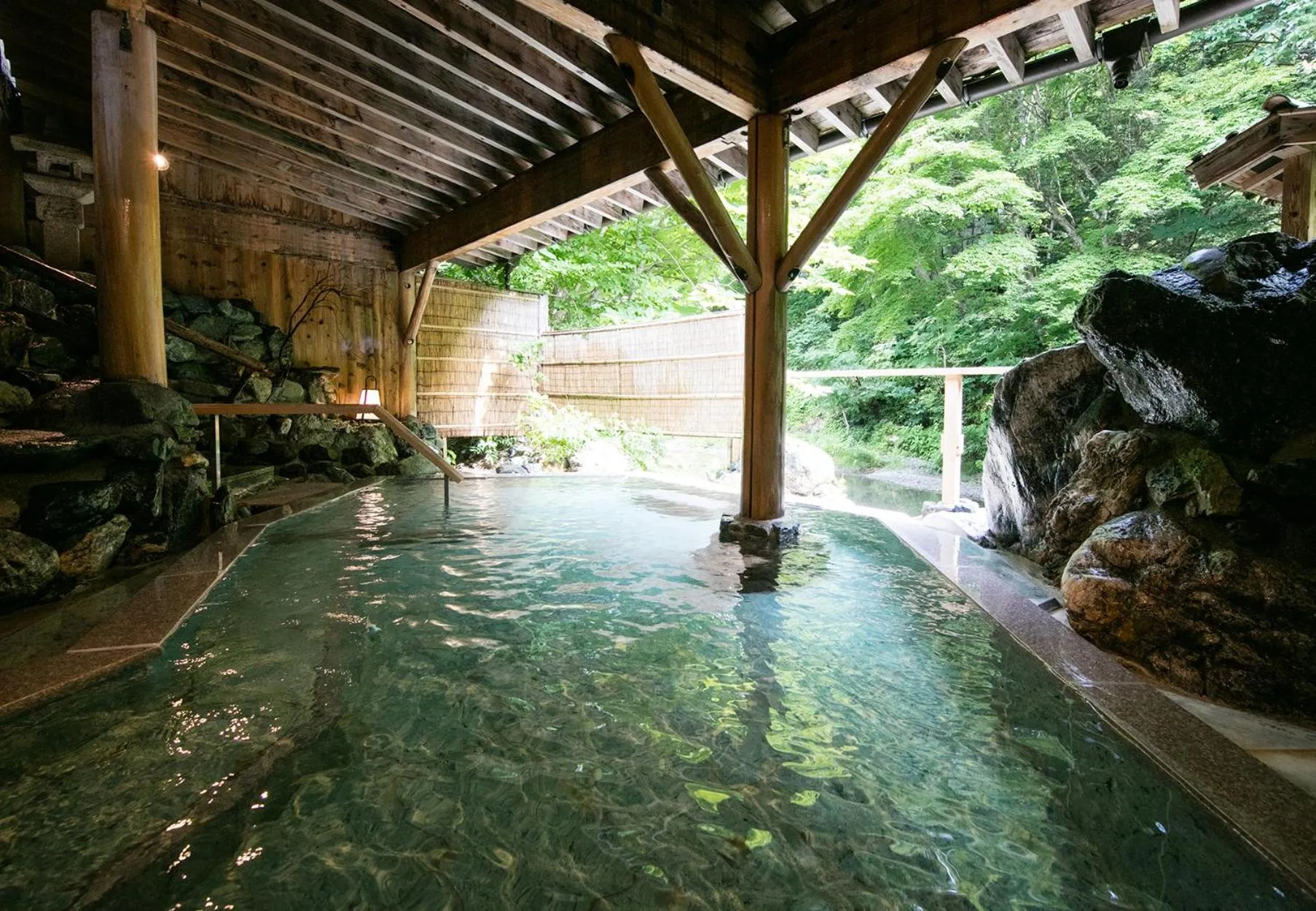 Hot Spring Bath in Honke Bankyu