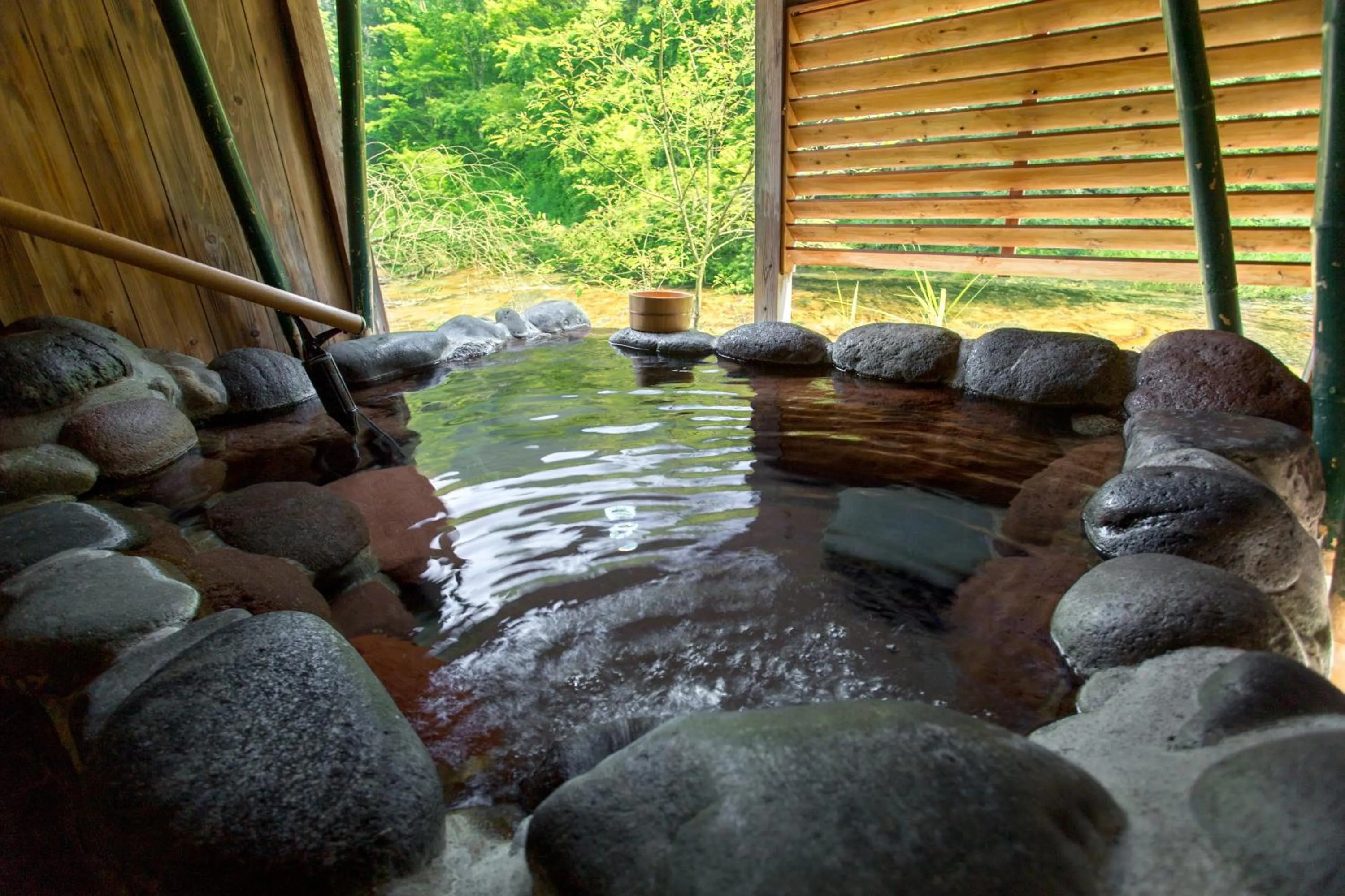 Hot Spring Bath in Honke Bankyu
