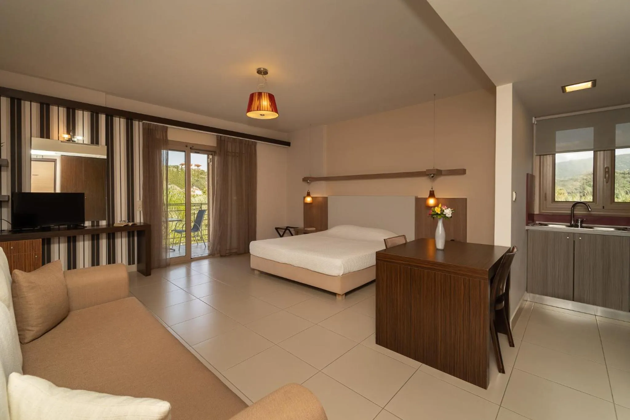 Photo of the whole room, Bed in Tsokas Hotel