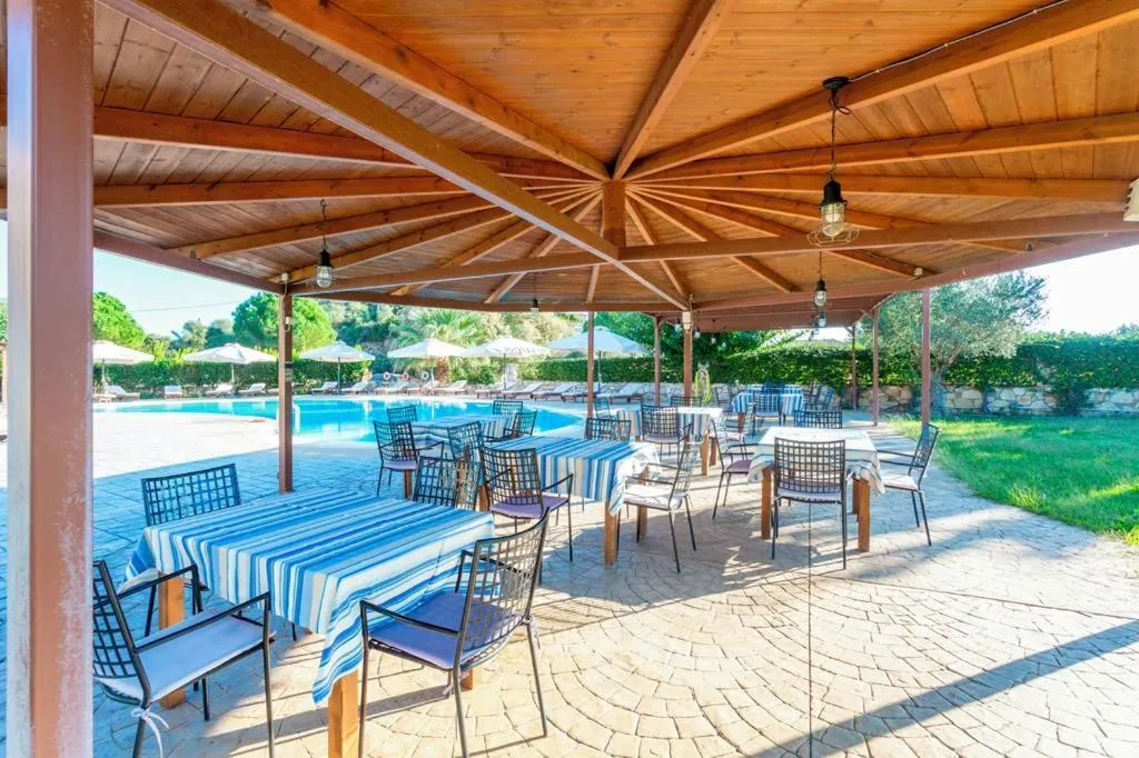 Restaurant/places to eat in Tsokas Hotel