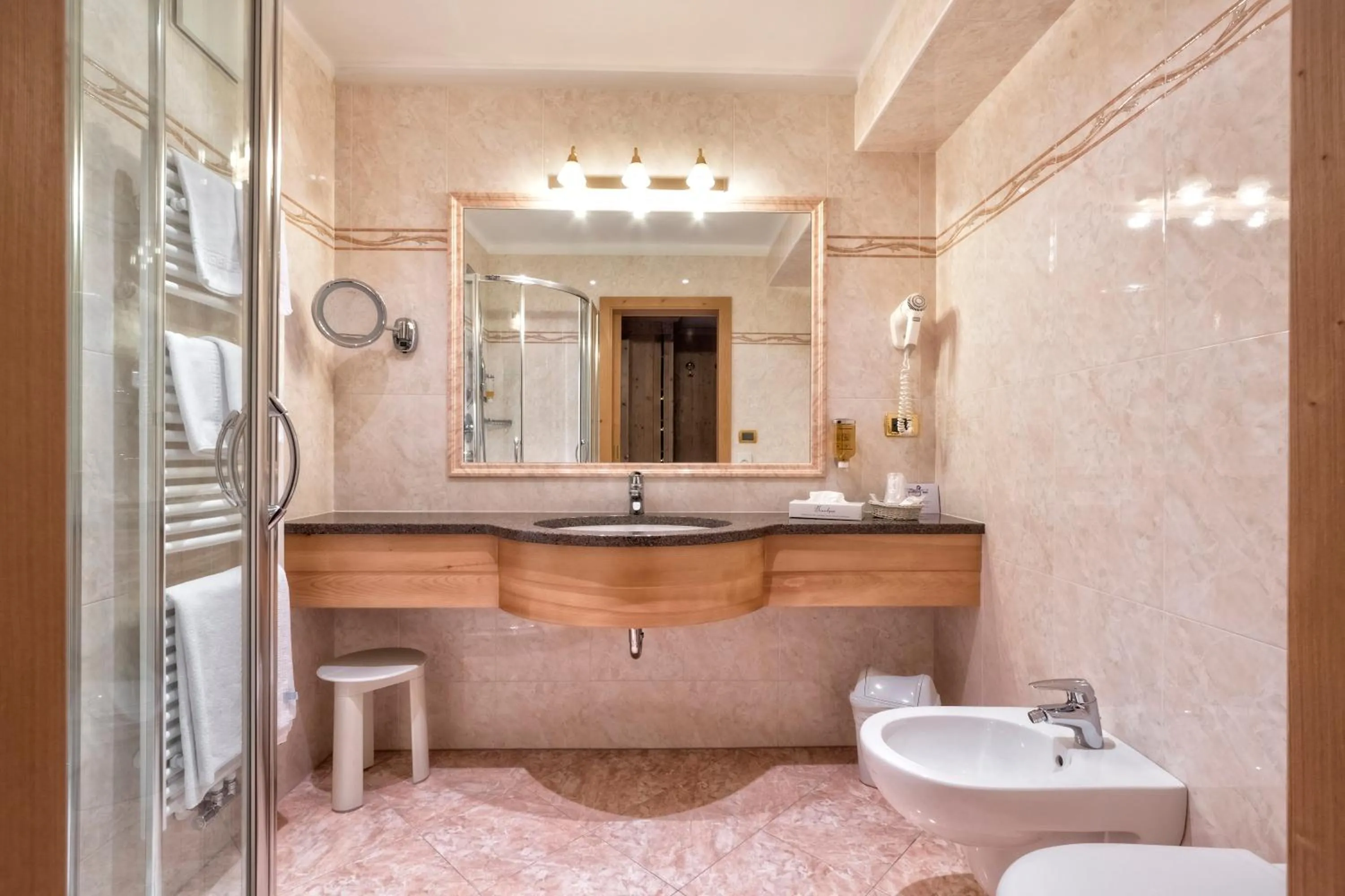 Bathroom in Hotel Armin