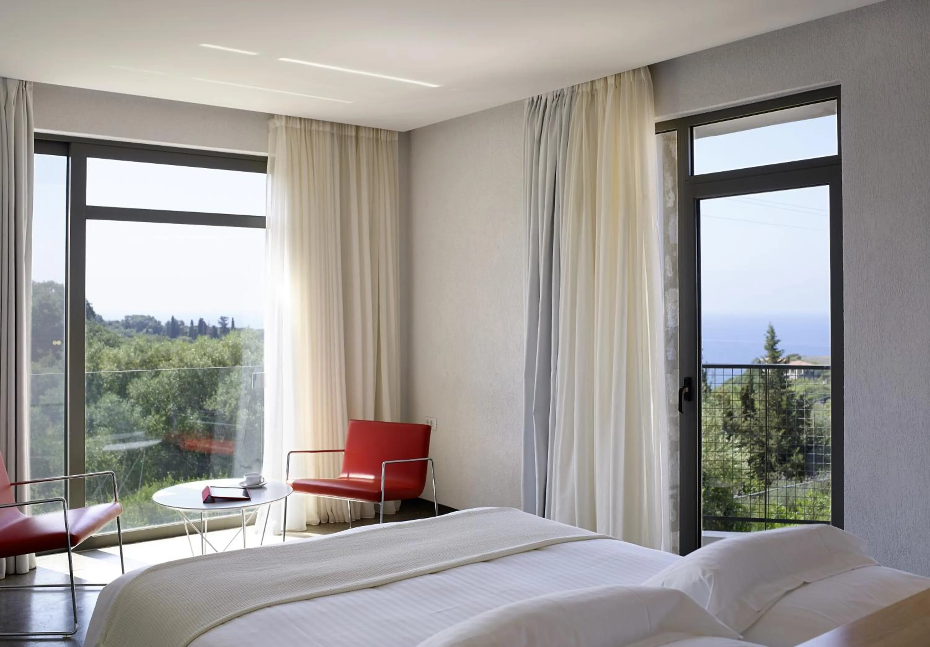 Bed in Leivatho Hotel