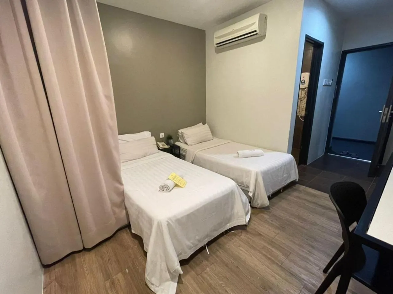 Bed in Chariton Hotel Butterworth