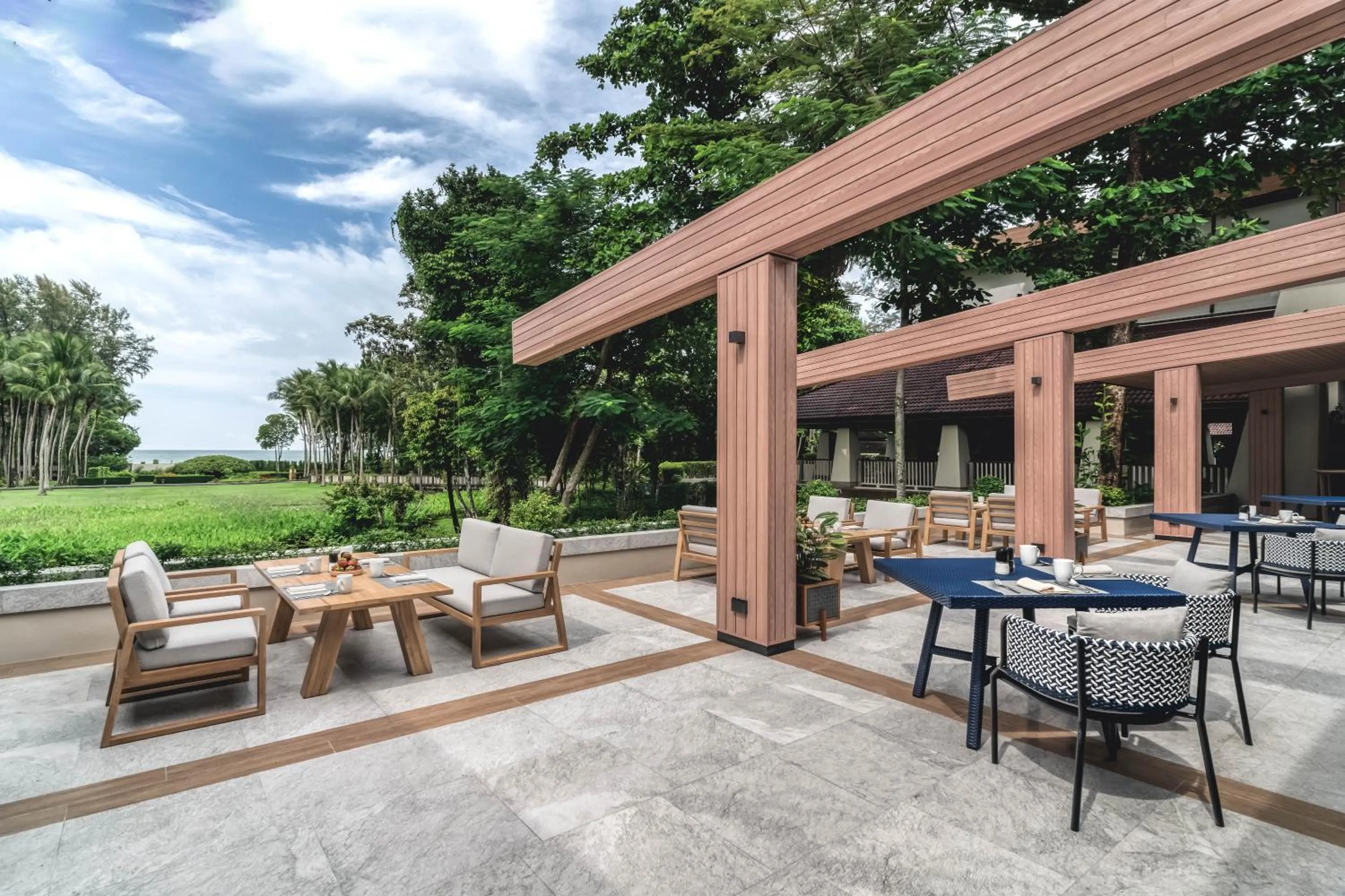 Restaurant/places to eat in Dusit Thani Krabi Beach Resort