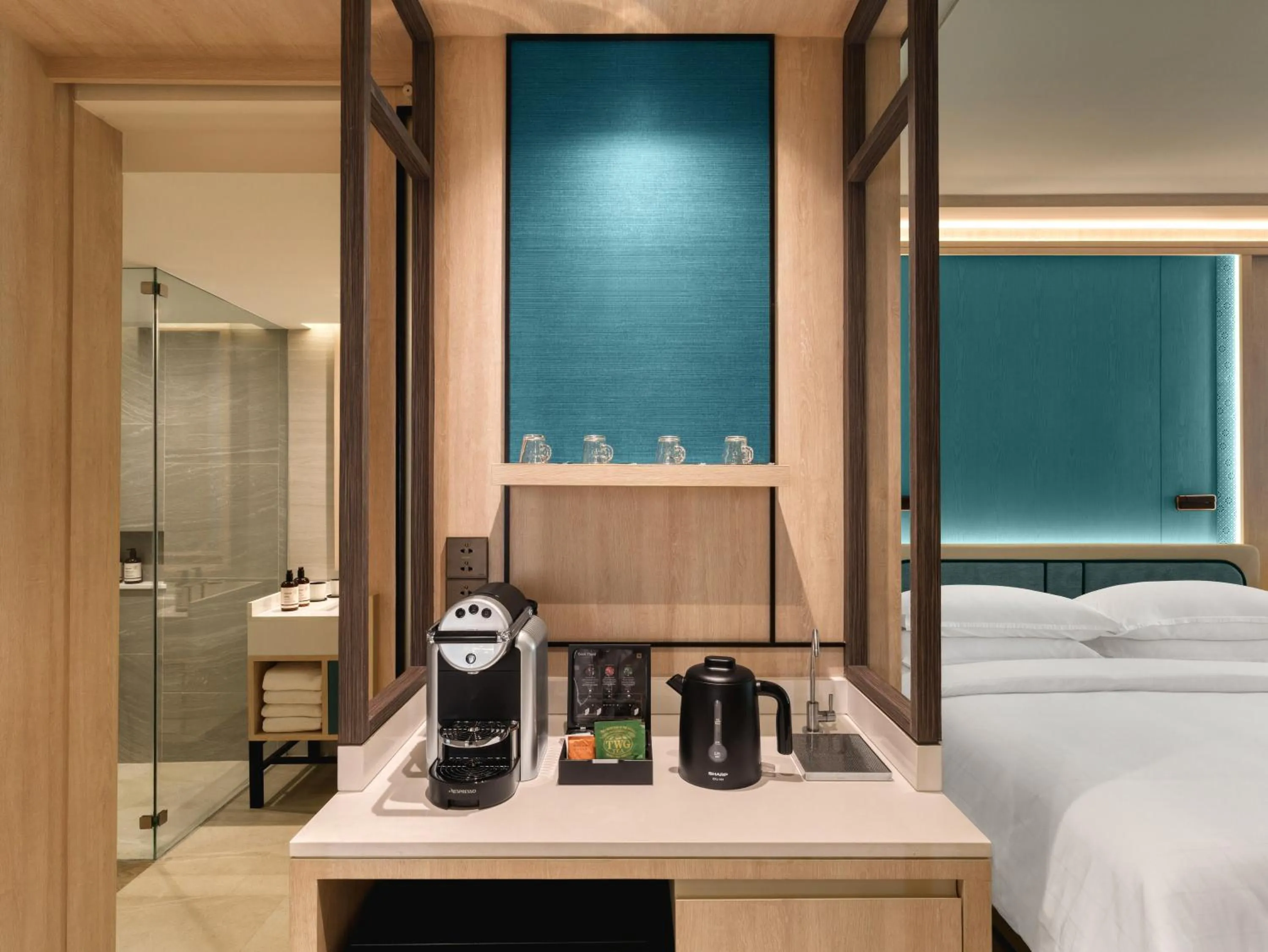 Coffee/tea facilities, Bed in Dusit Thani Krabi Beach Resort