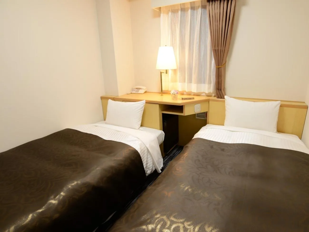Photo of the whole room, Bed in Nagoya Sakae Green Hotel