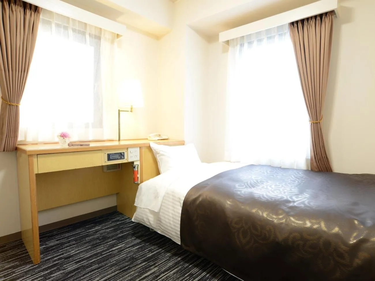 Standard Single Room - single occupancy - Non-Smoking in Nagoya Sakae Green Hotel