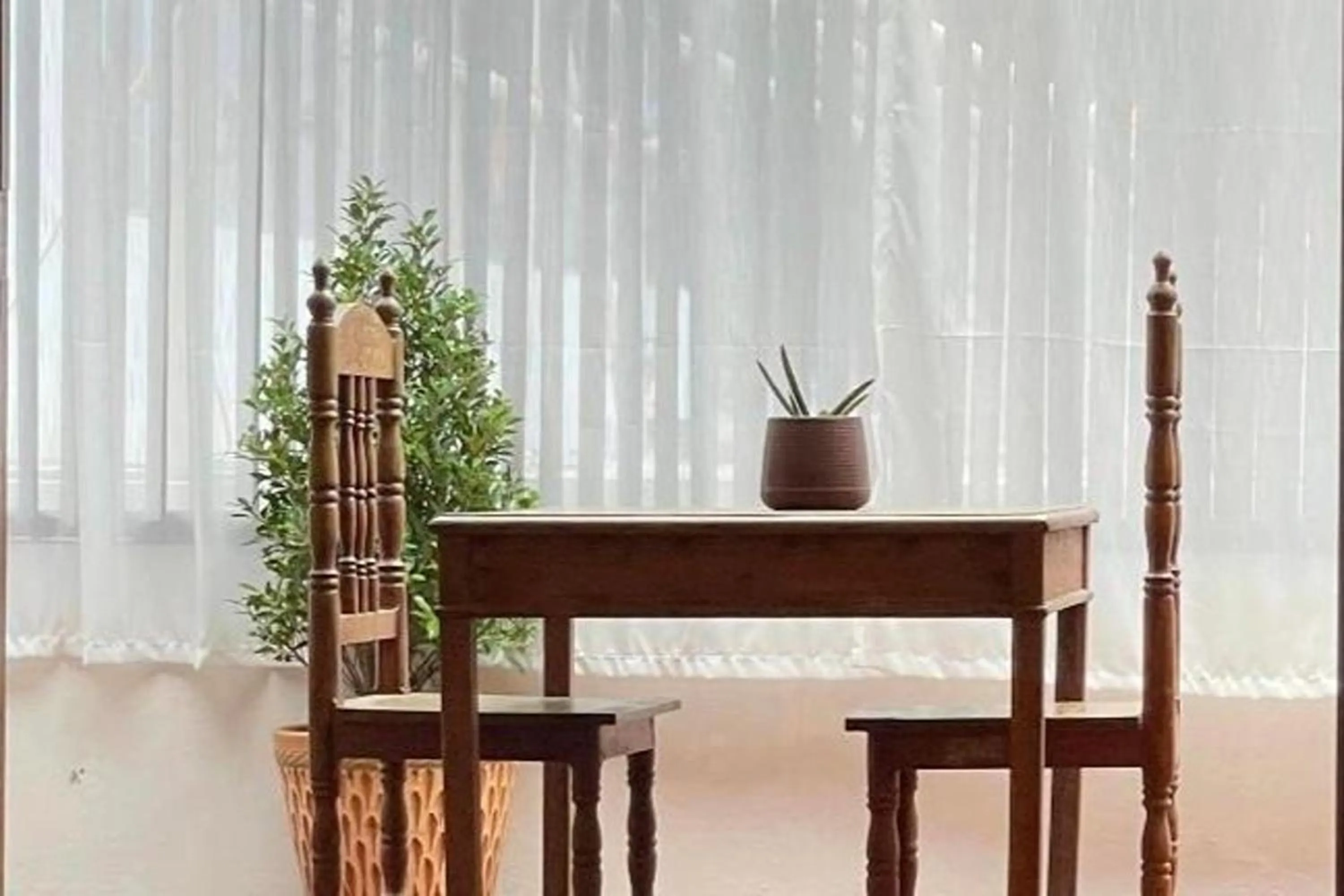 Dining area in Seven Senses Guesthouse