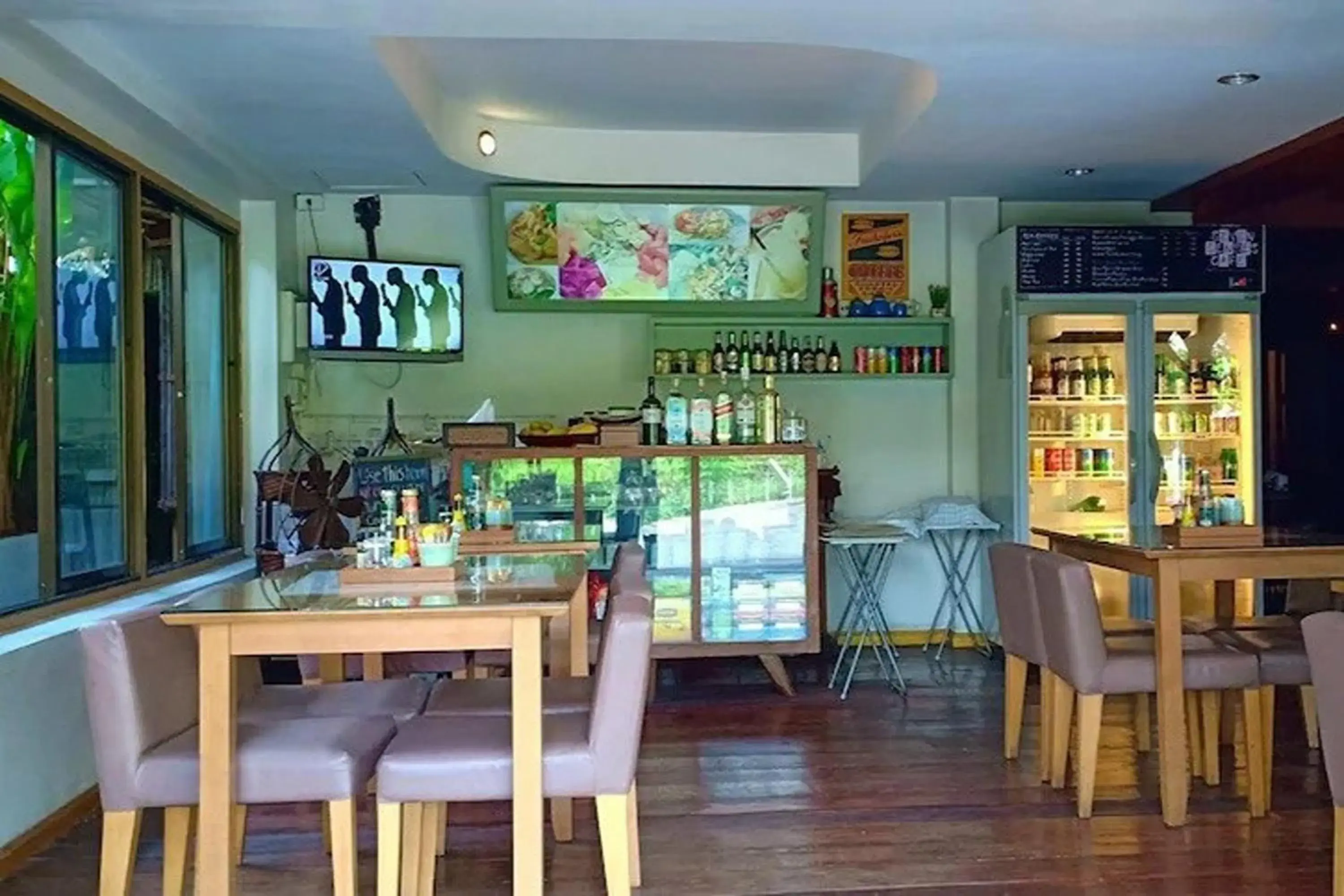 Restaurant/places to eat in Seven Senses Guesthouse Restaurant/places to eat in Seven Senses Guesthouse