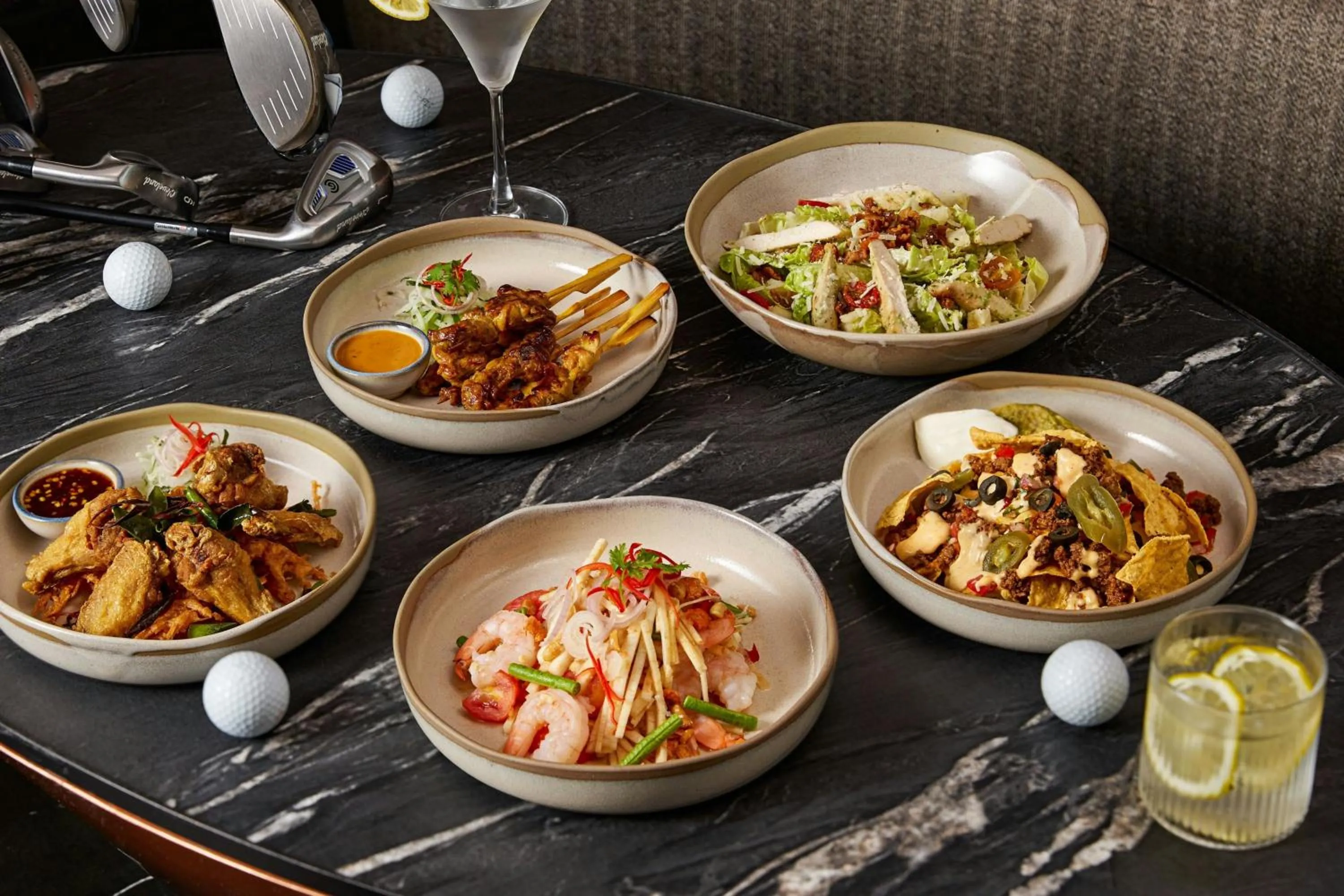 Lounge or bar in Chiang Mai Marriott Hotel