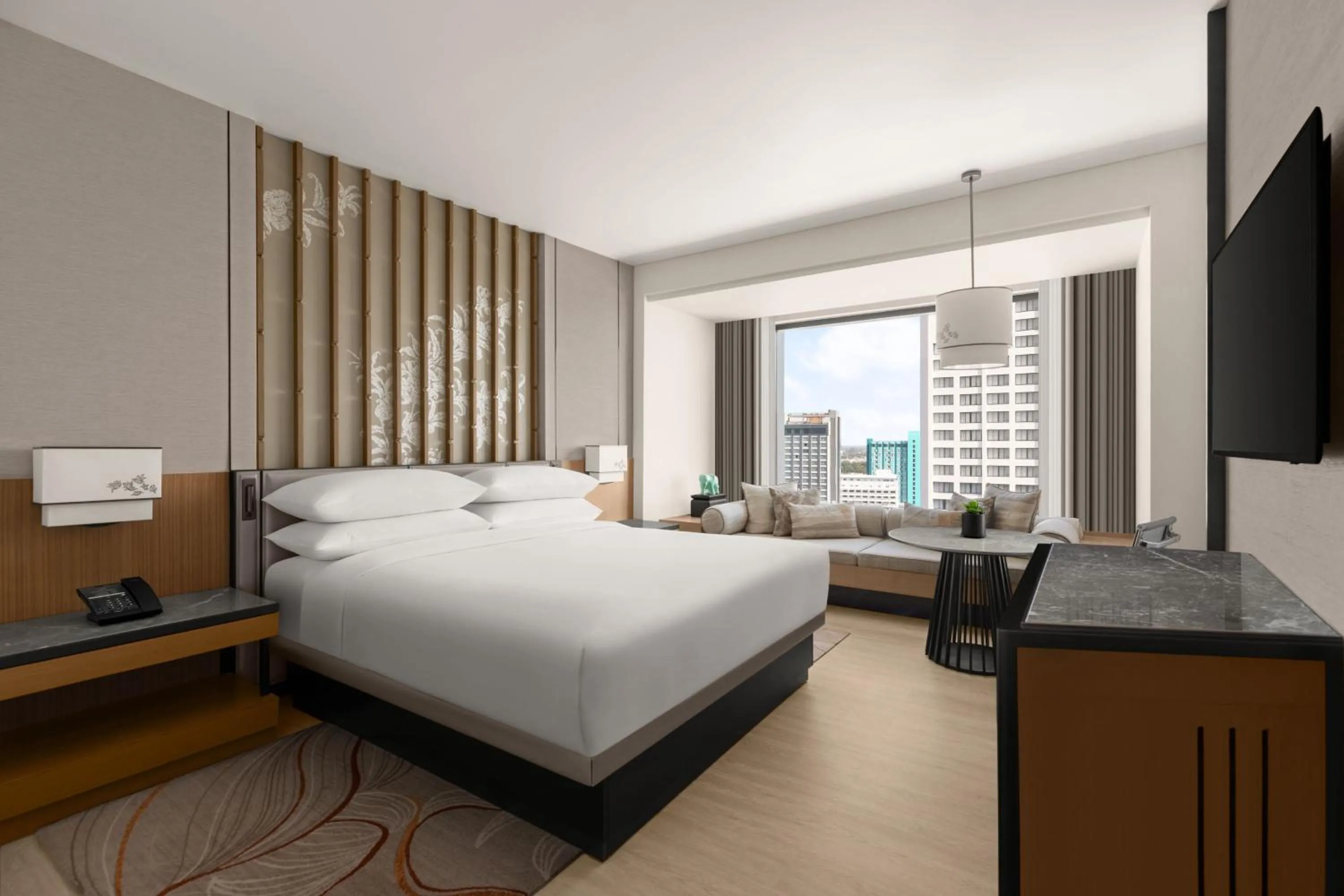 Photo of the whole room, Bed in Chiang Mai Marriott Hotel