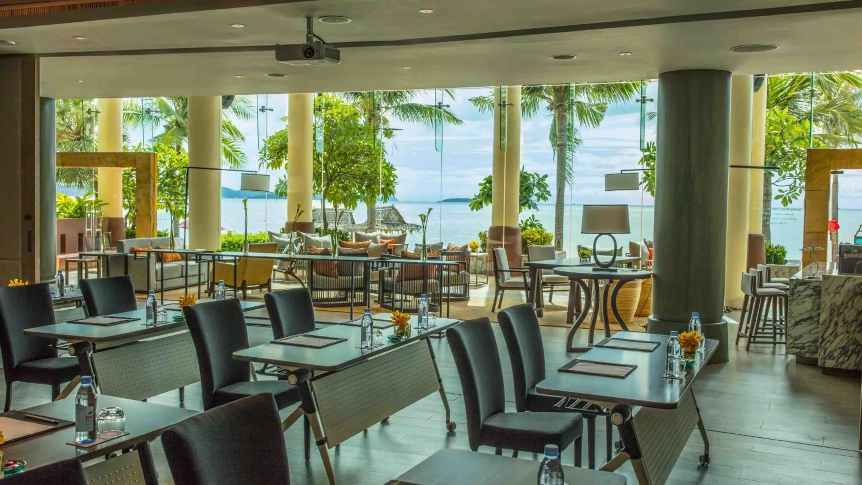 Meeting/conference room in InterContinental Pattaya Resort by IHG