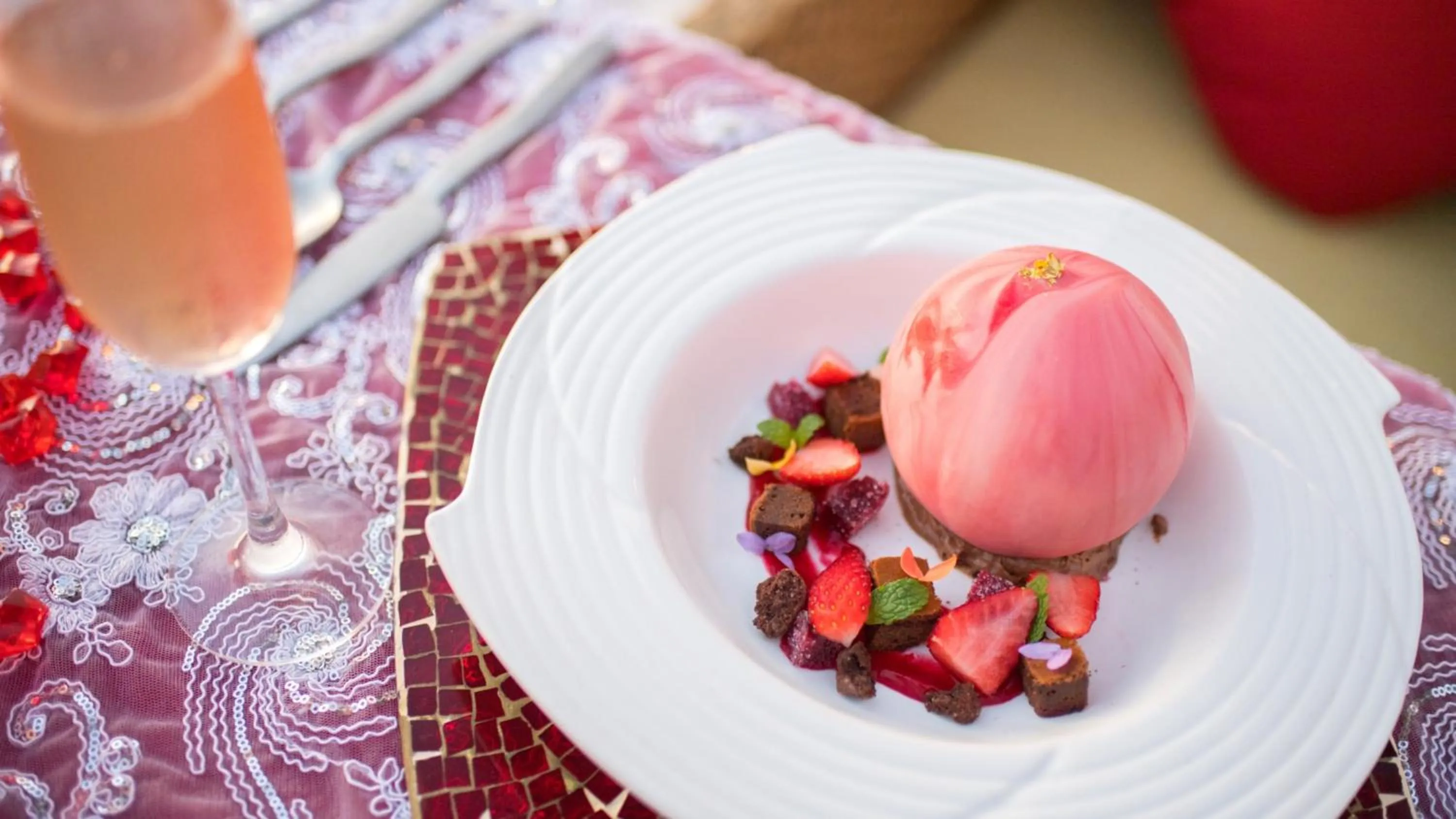 Restaurant/places to eat in InterContinental Pattaya Resort by IHG