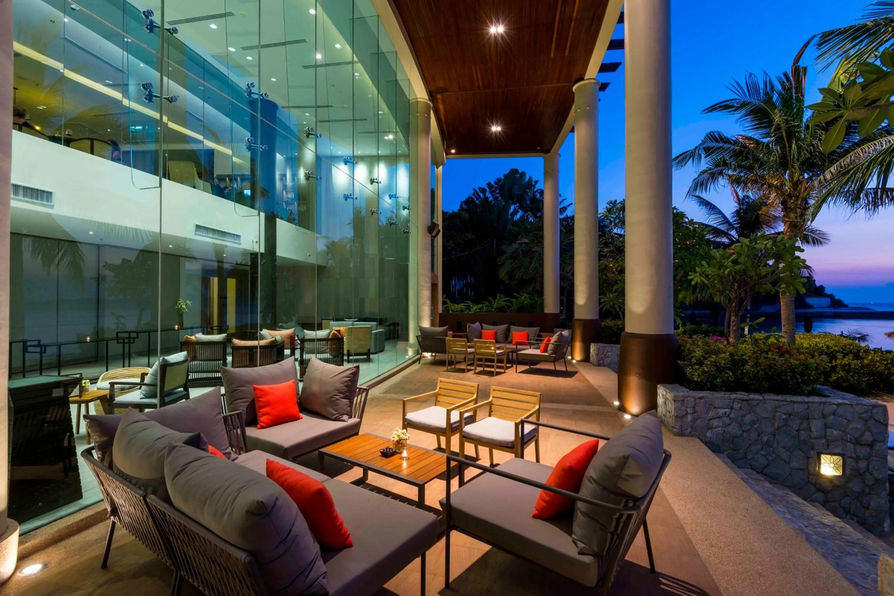 Meeting/conference room in InterContinental Pattaya Resort by IHG