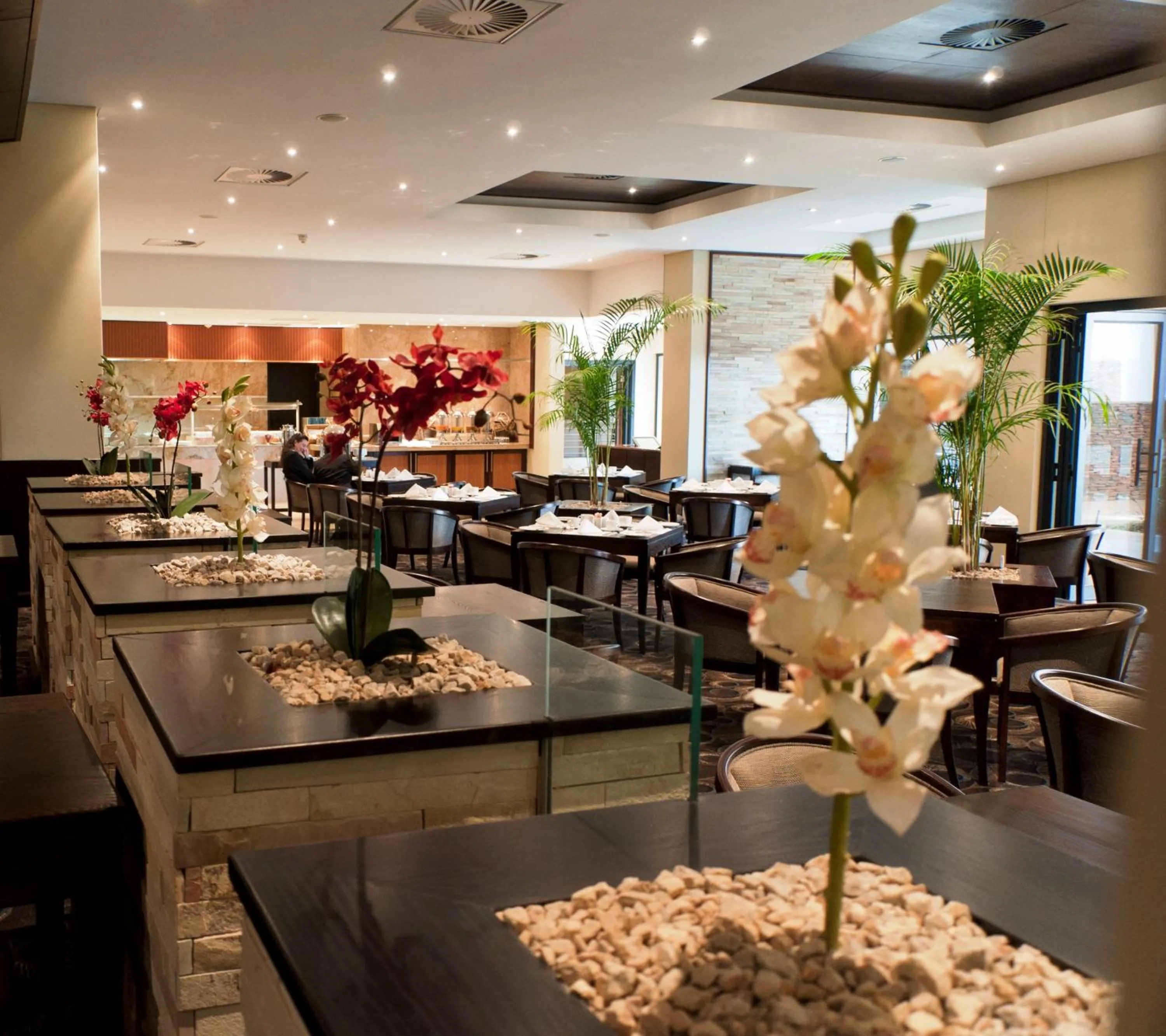 Restaurant/places to eat in Premier Hotel O.R. Tambo