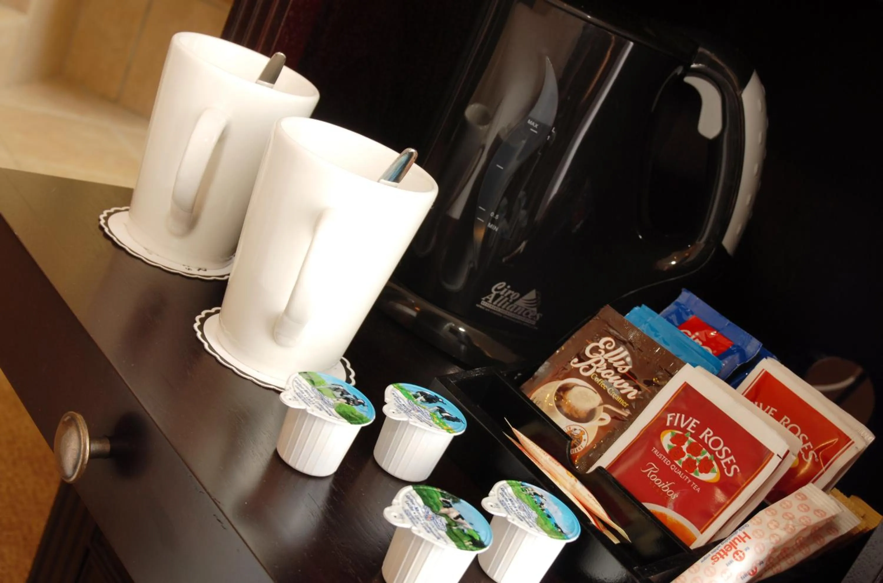 Coffee/tea facilities in Premier Hotel O.R. Tambo