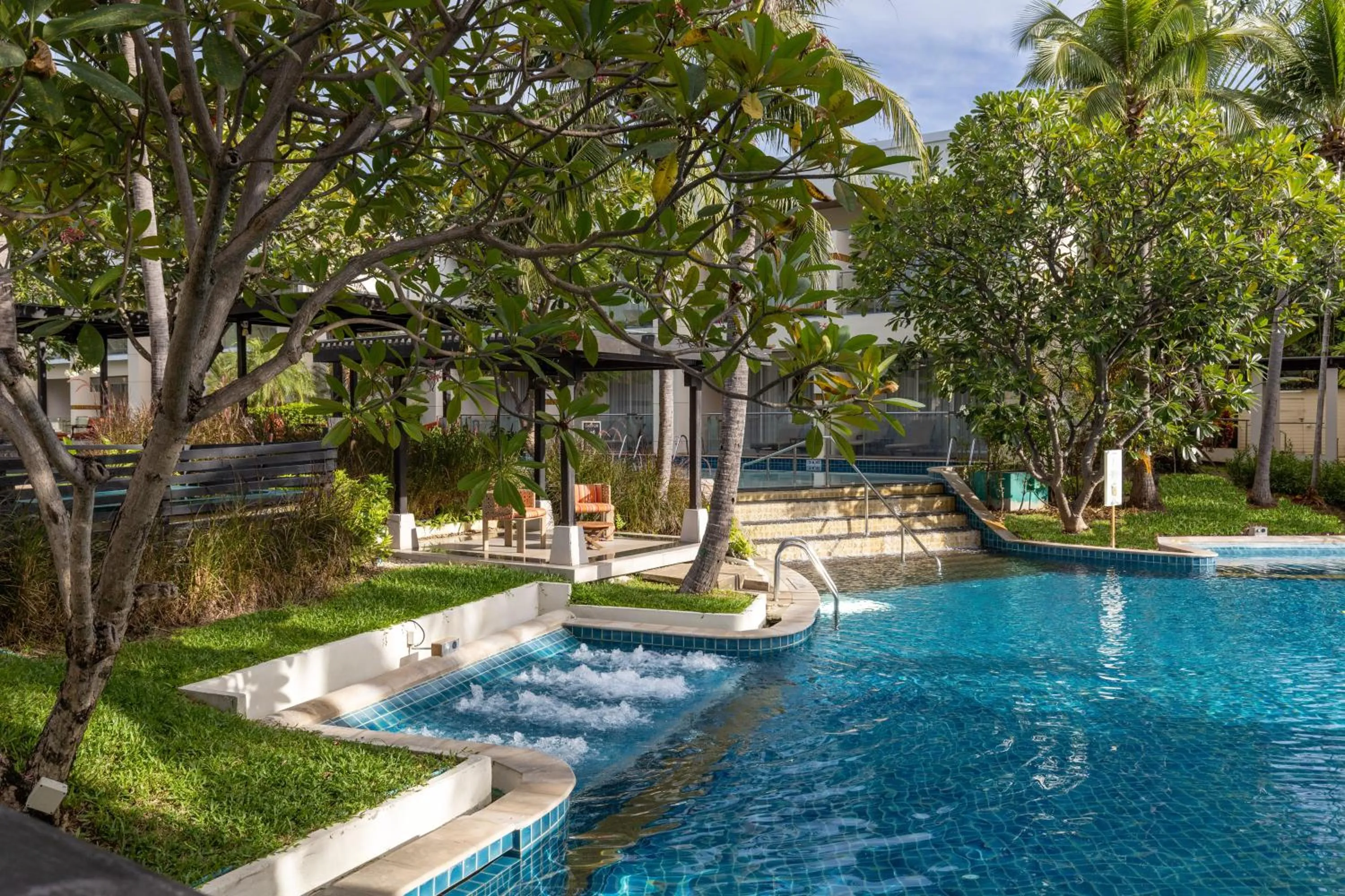 Swimming pool in Sheraton Hua Hin Resort & Spa
